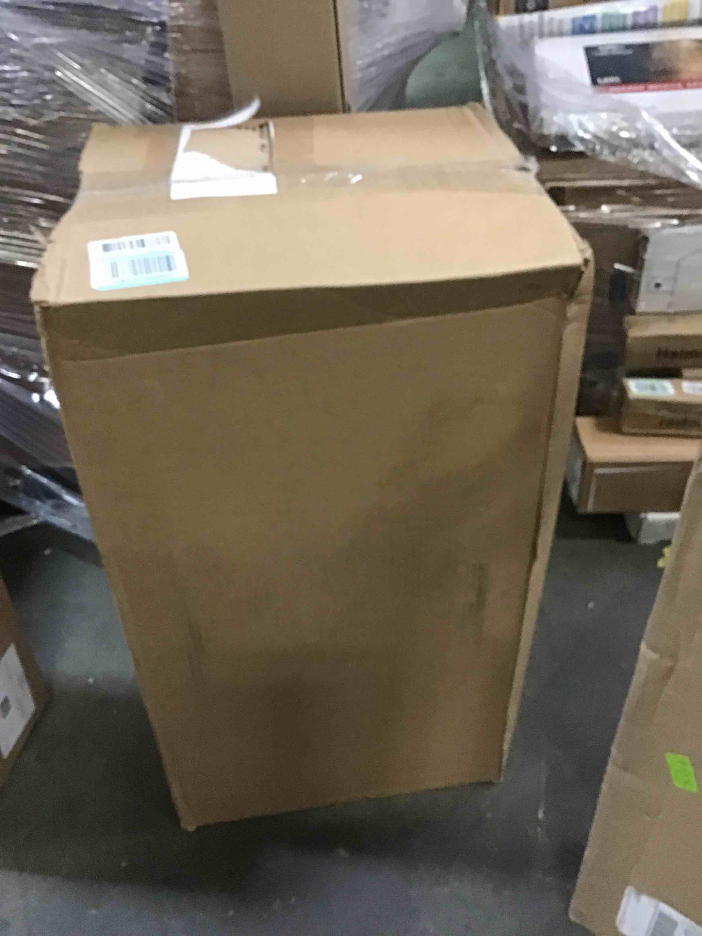 https://s3.amazonaws.com/lotting-images-prod/bidfta/BLU5213600_1688046702148.jpeg