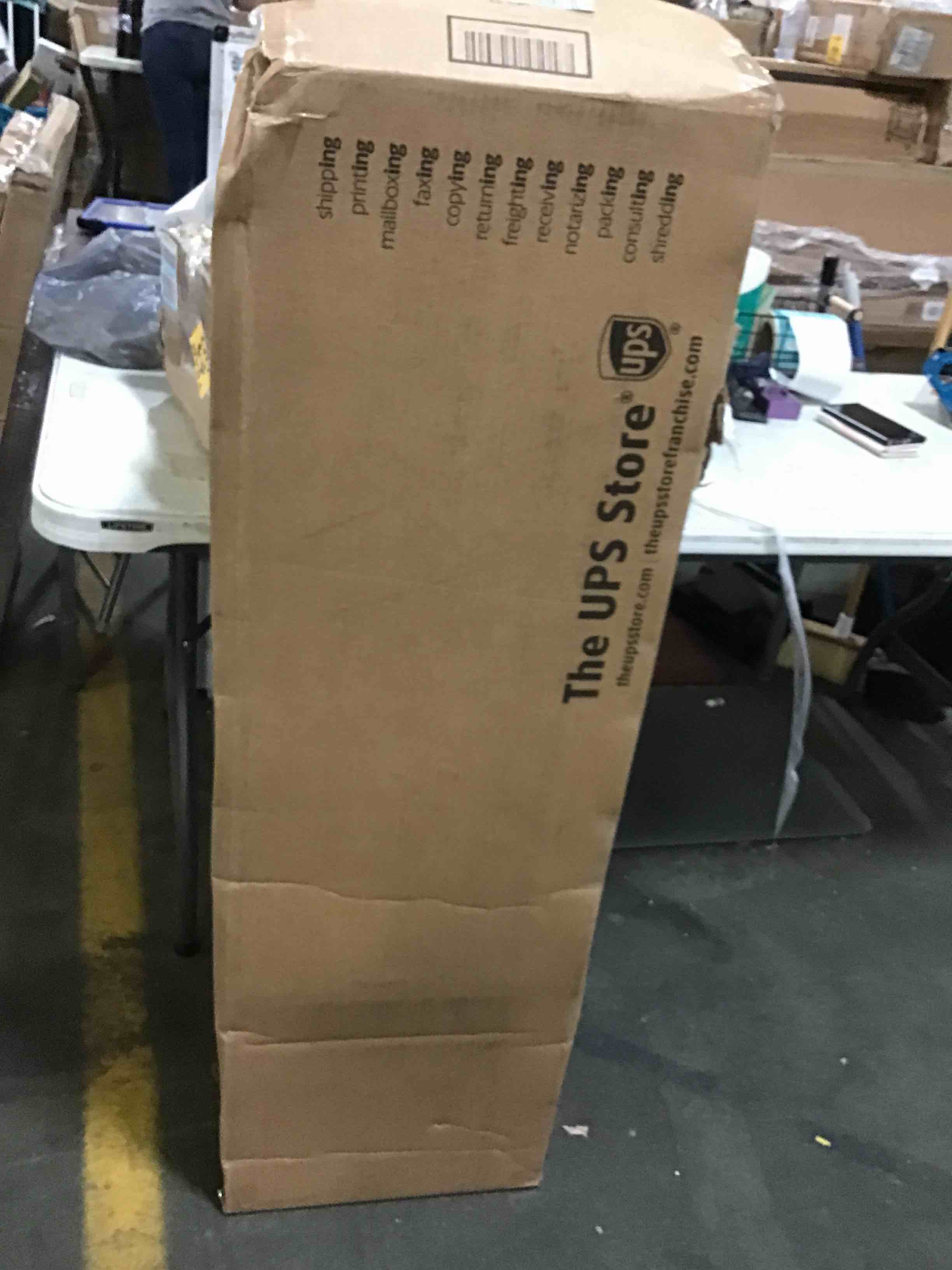 https://s3.amazonaws.com/lotting-images-prod/bidfta/BLU5213752_1688392296848.jpeg