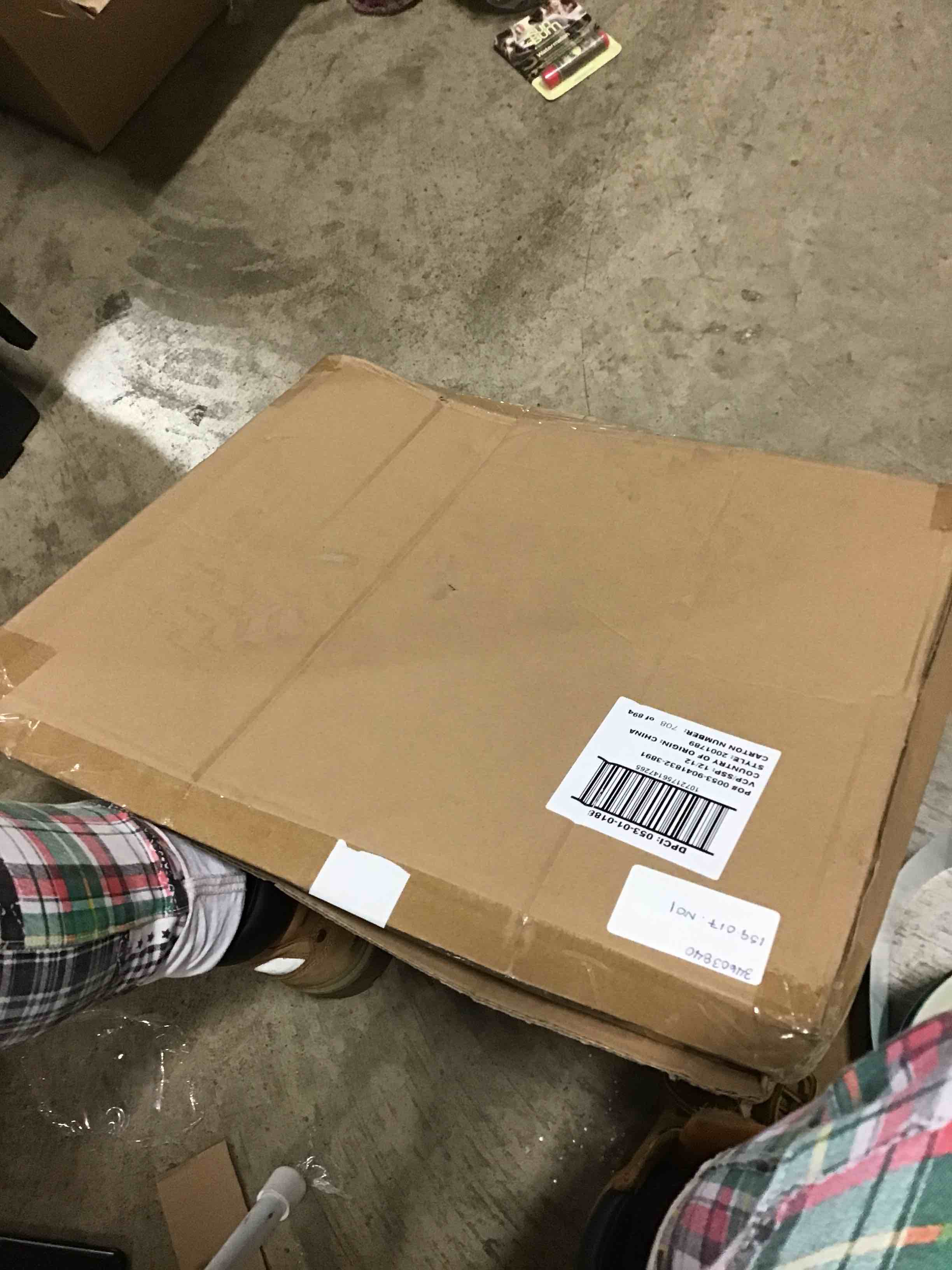 https://s3.amazonaws.com/lotting-images-prod/bidfta/BLU5215965_1687454865049.jpeg