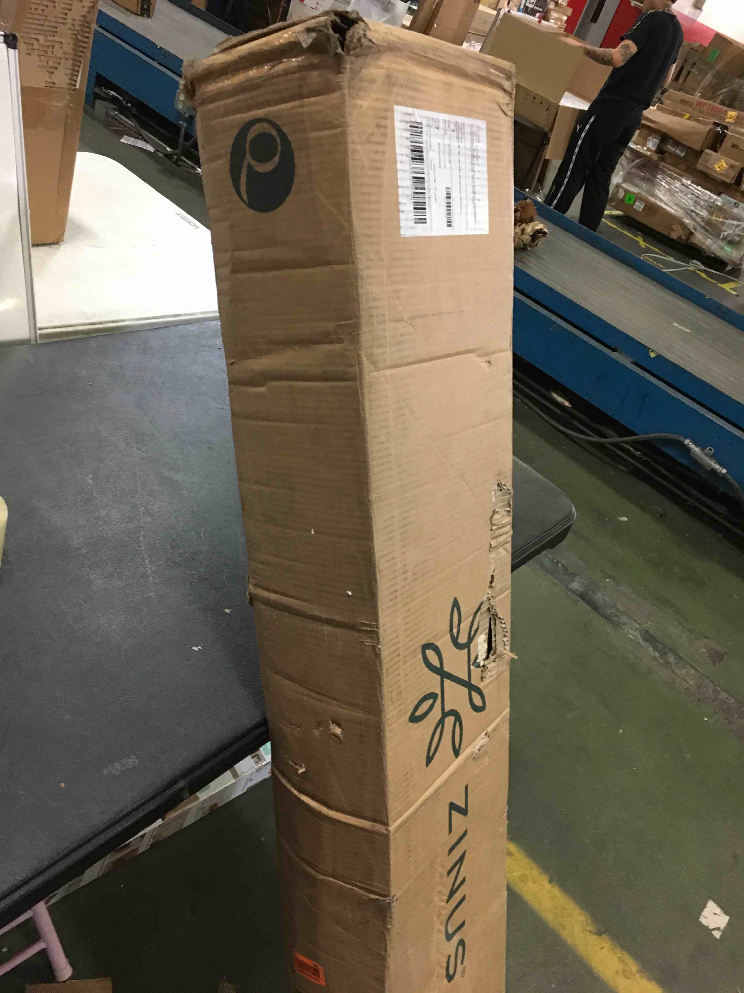 https://s3.amazonaws.com/lotting-images-prod/bidfta/BLU5228425_1692887355101.jpeg