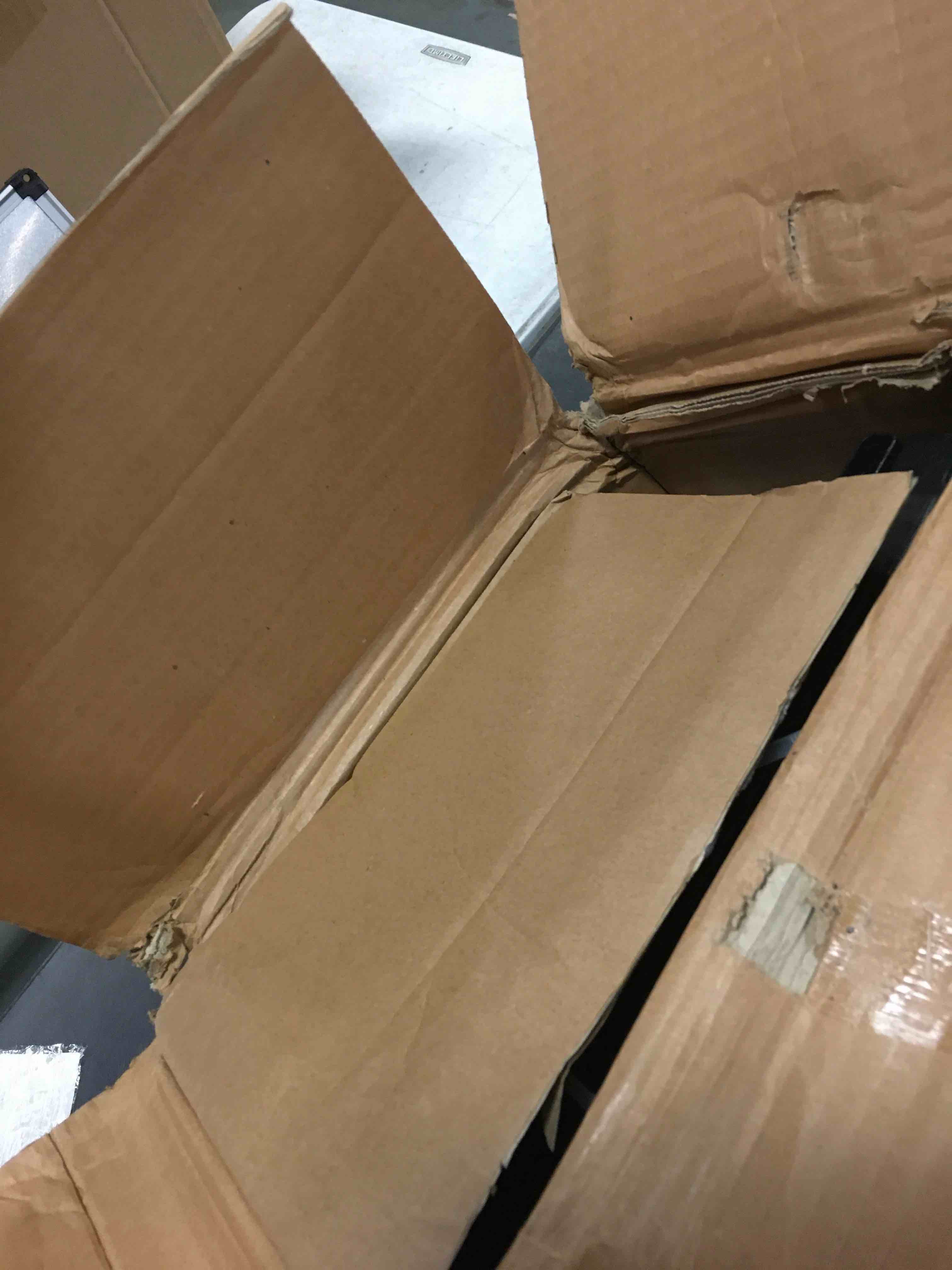 https://s3.amazonaws.com/lotting-images-prod/bidfta/BLU5228425_1692887396228.jpeg
