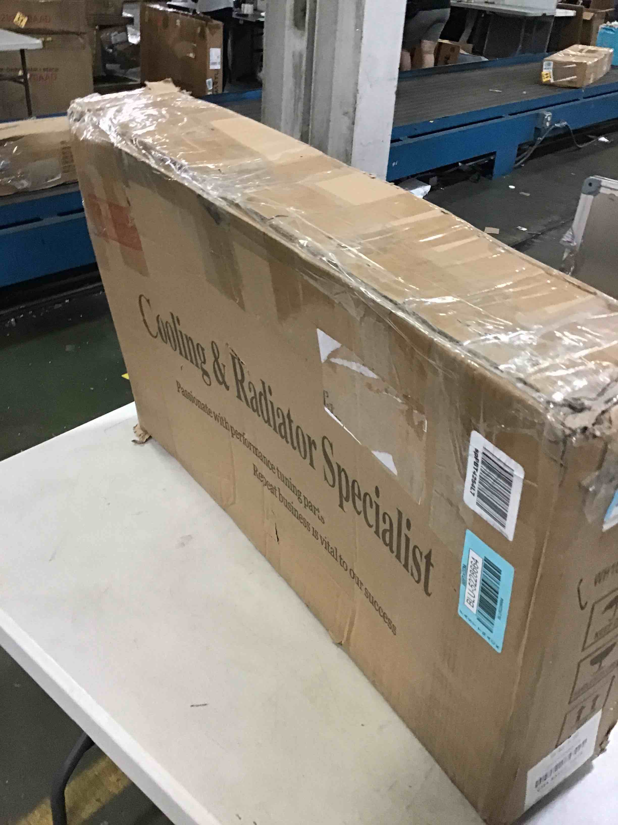 https://s3.amazonaws.com/lotting-images-prod/bidfta/BLU5228664_1692981351398.jpeg