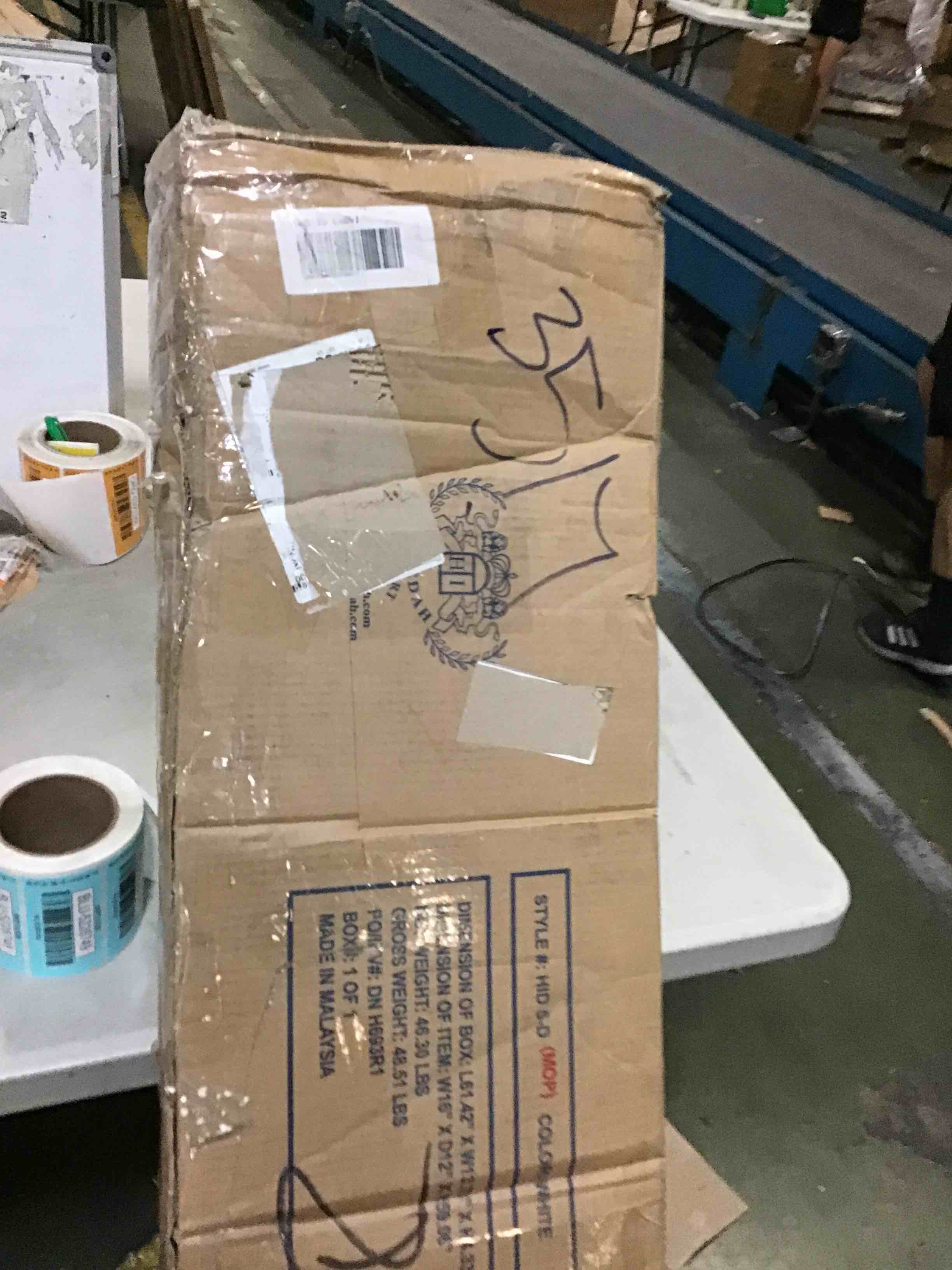 https://s3.amazonaws.com/lotting-images-prod/bidfta/BLU5228747_1693052372737.jpeg