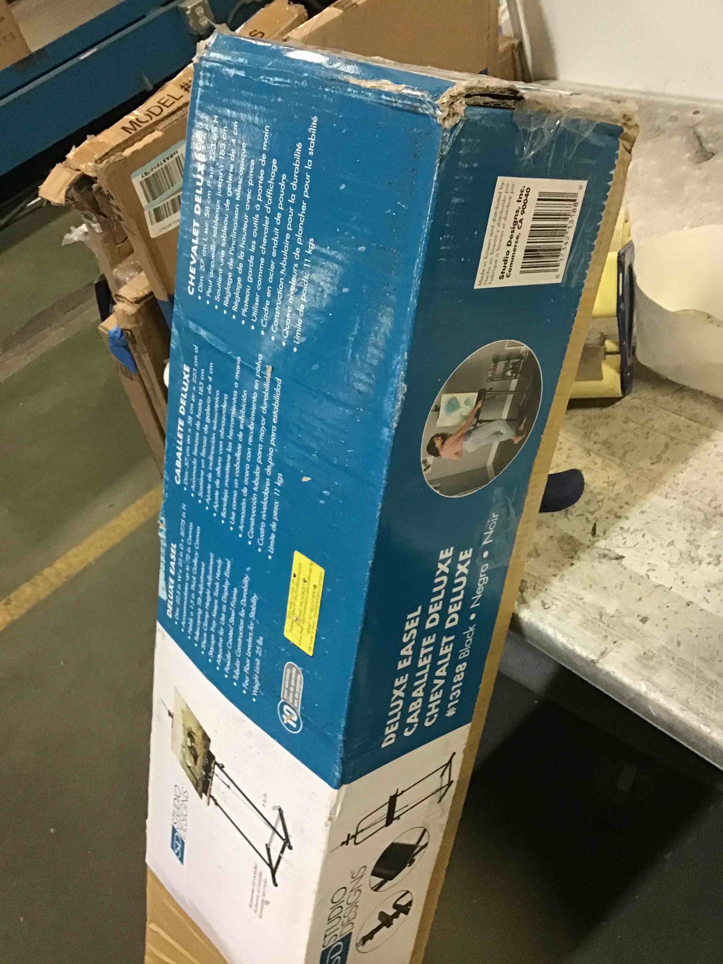 https://s3.amazonaws.com/lotting-images-prod/bidfta/BLU5229150_1693394643001.jpeg