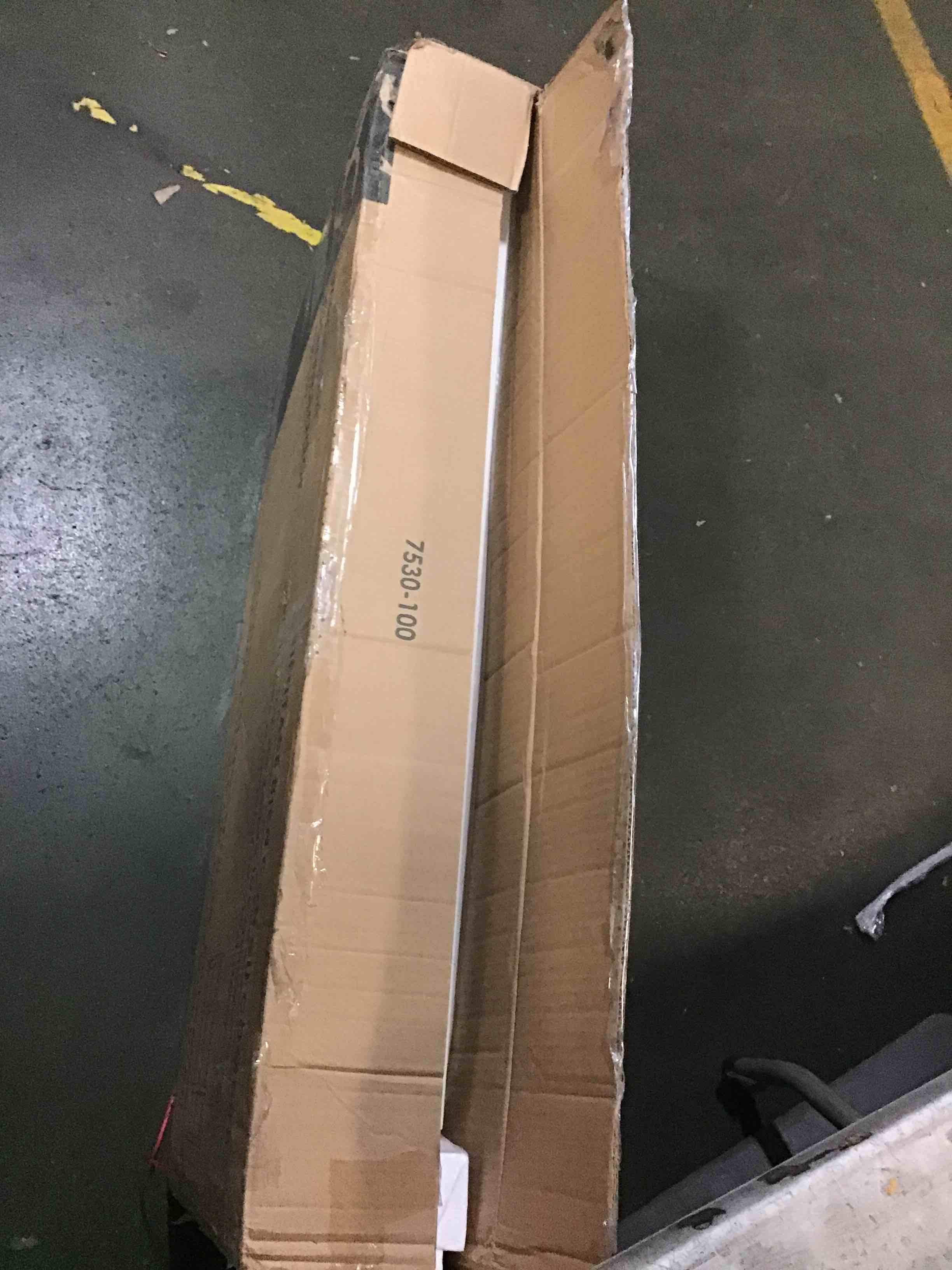 https://s3.amazonaws.com/lotting-images-prod/bidfta/BLU5229209_1693406000690.jpeg