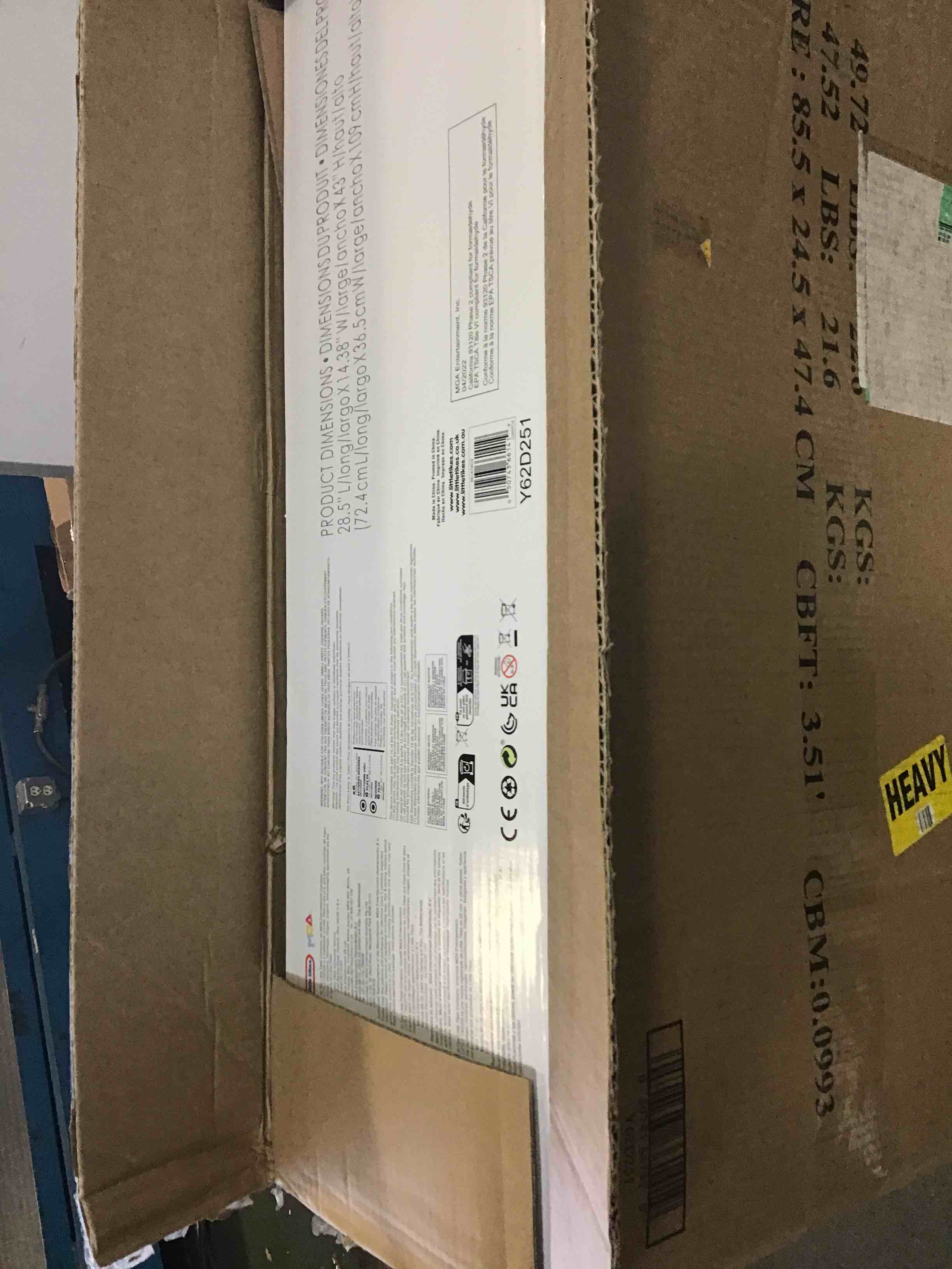 https://s3.amazonaws.com/lotting-images-prod/bidfta/BLU5229228_1693410538490.jpeg