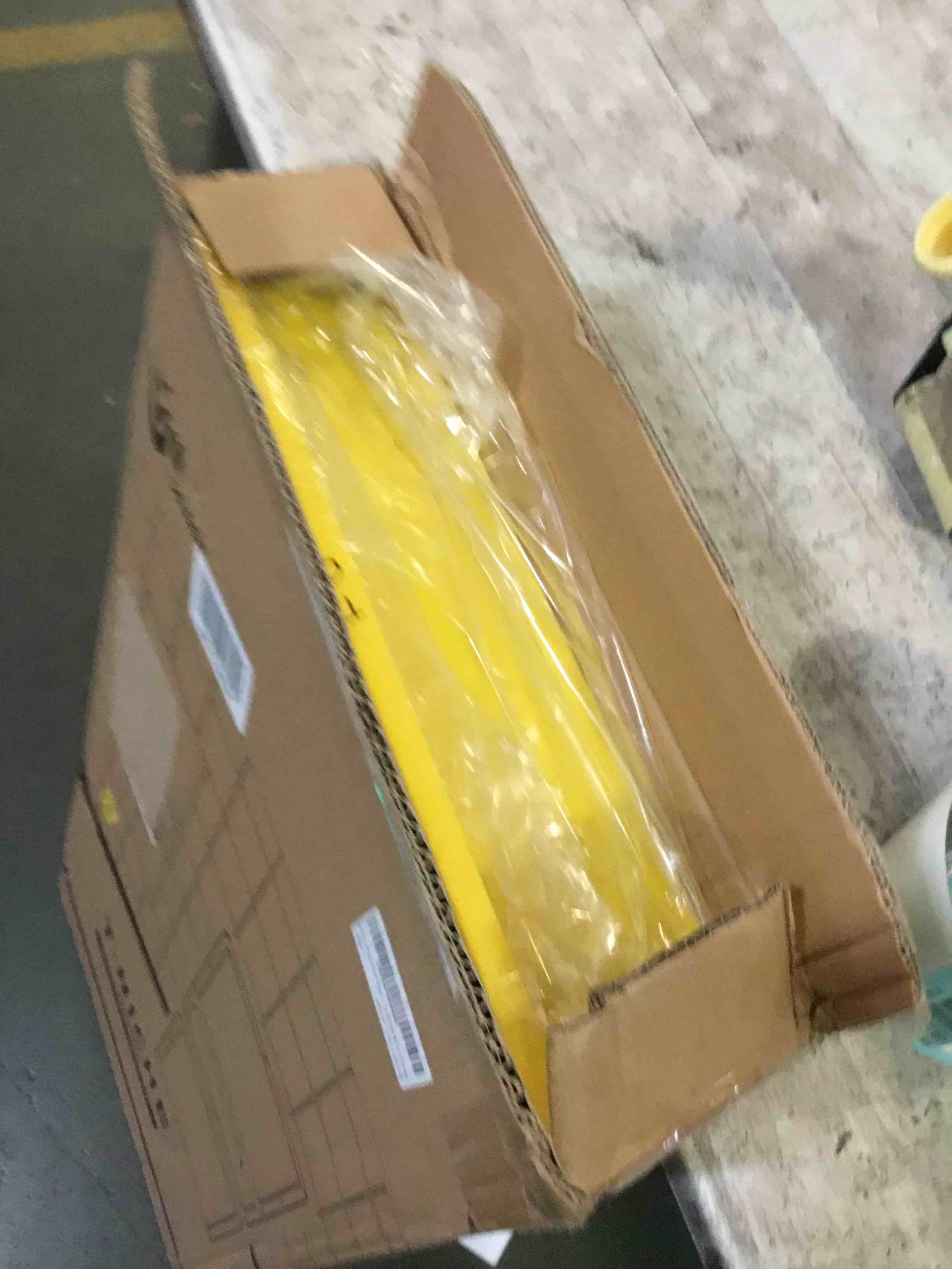 https://s3.amazonaws.com/lotting-images-prod/bidfta/BLU5229343_1693485768648.jpeg