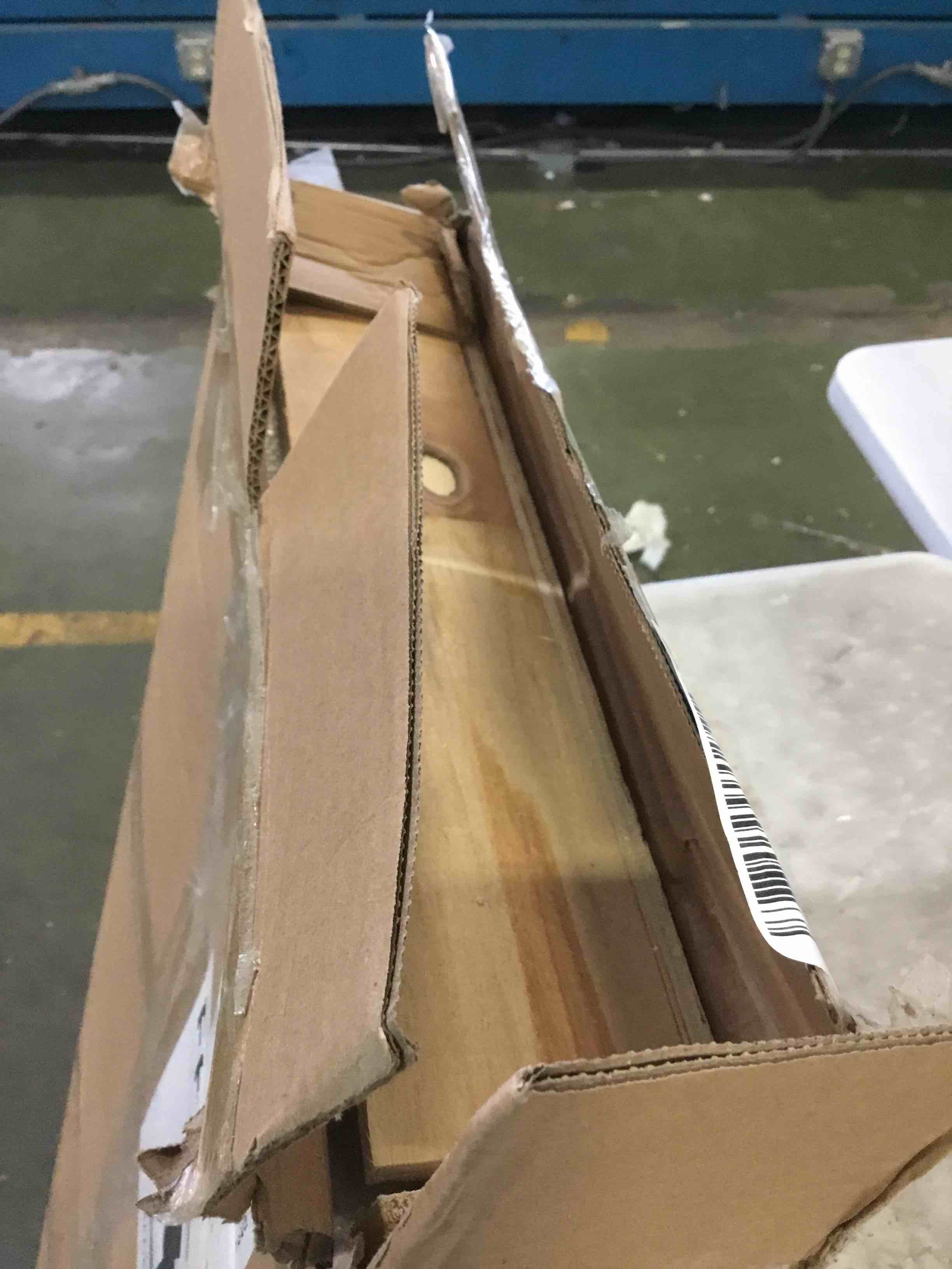 https://s3.amazonaws.com/lotting-images-prod/bidfta/BLU5229439_1693507139726.jpeg