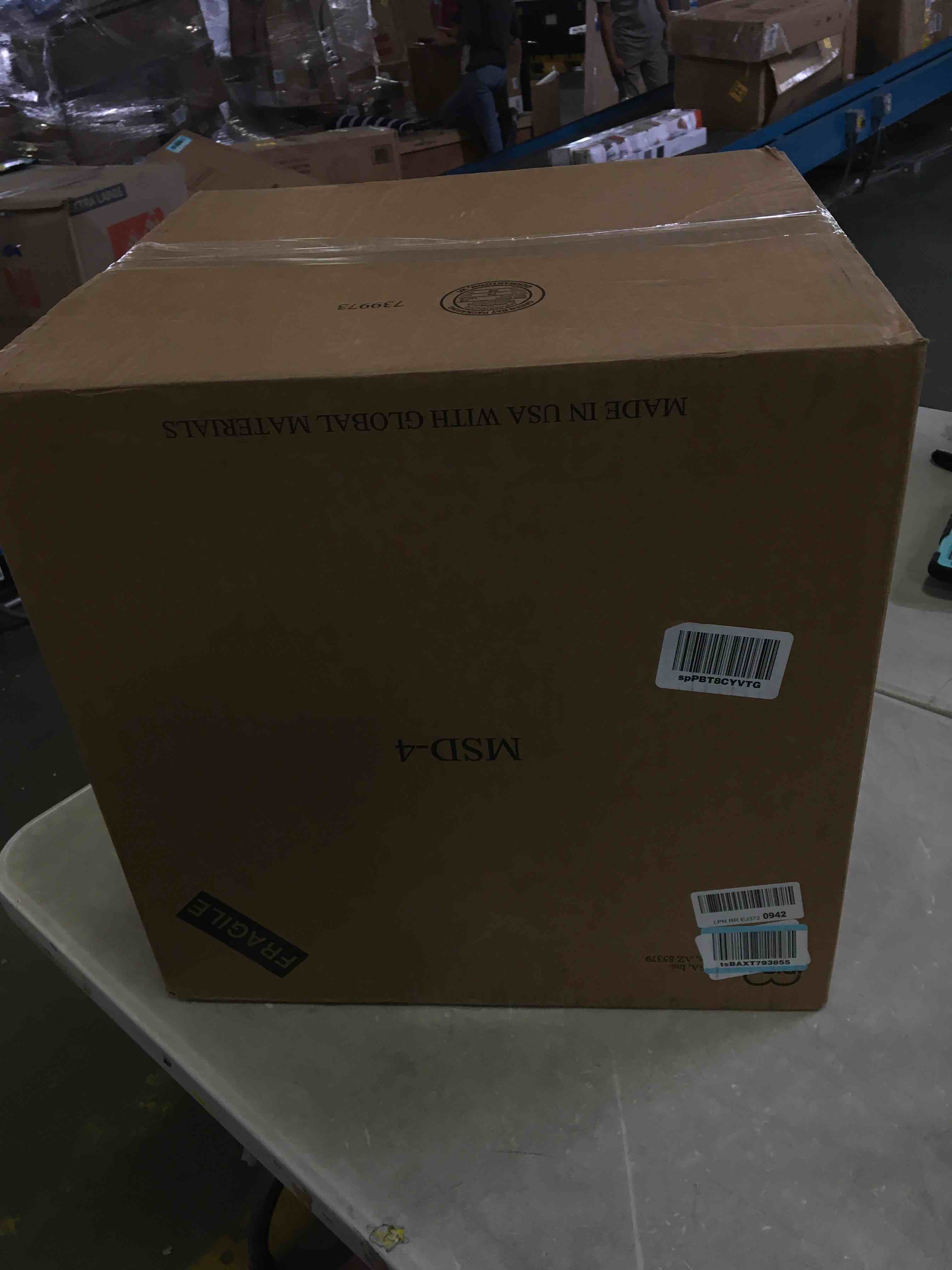 https://s3.amazonaws.com/lotting-images-prod/bidfta/BLU5231067_1692386909259.jpeg