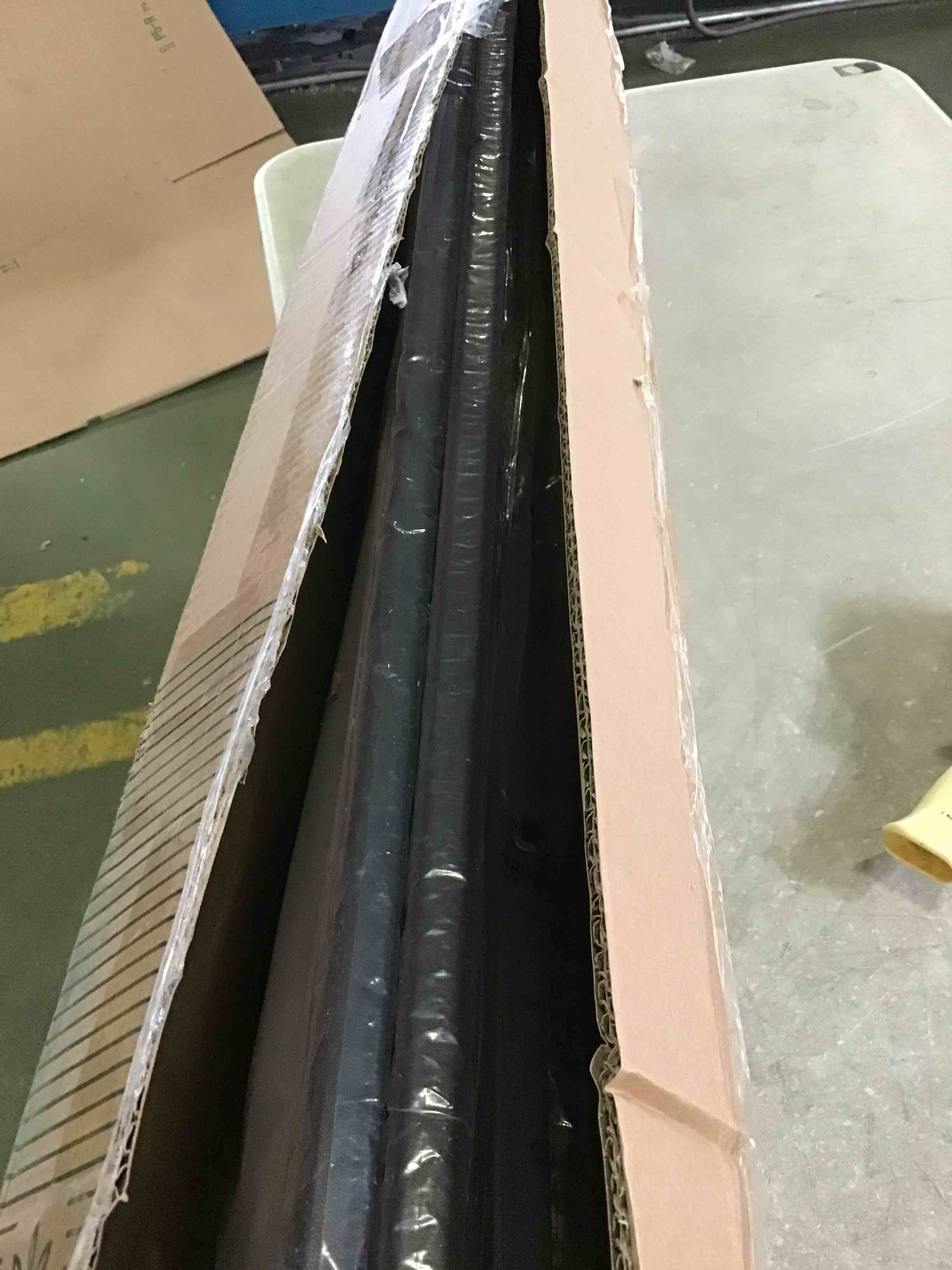 https://s3.amazonaws.com/lotting-images-prod/bidfta/BLU5231369_1694008216702.jpeg