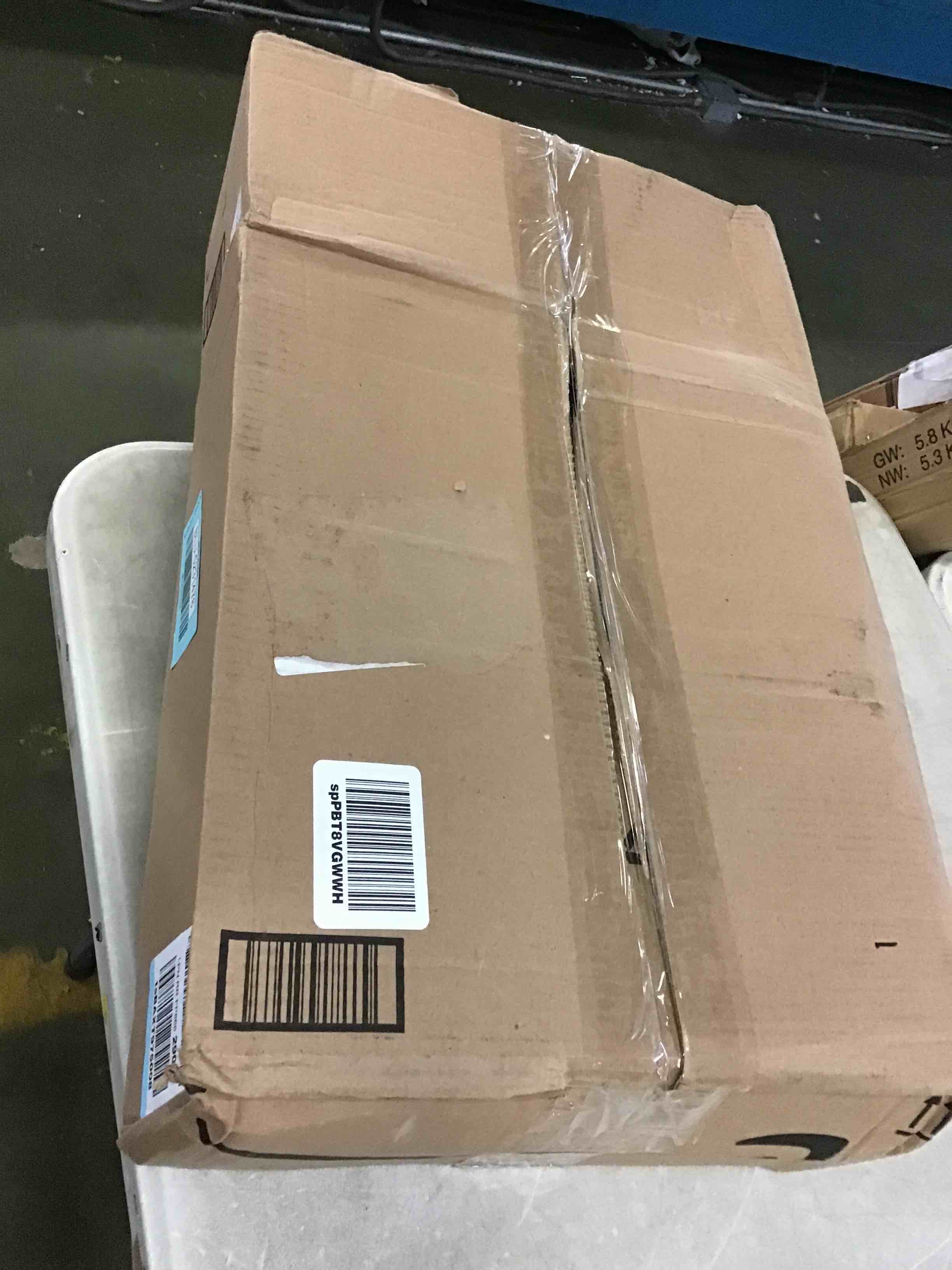 https://s3.amazonaws.com/lotting-images-prod/bidfta/BLU5231478_1694098240431.jpeg