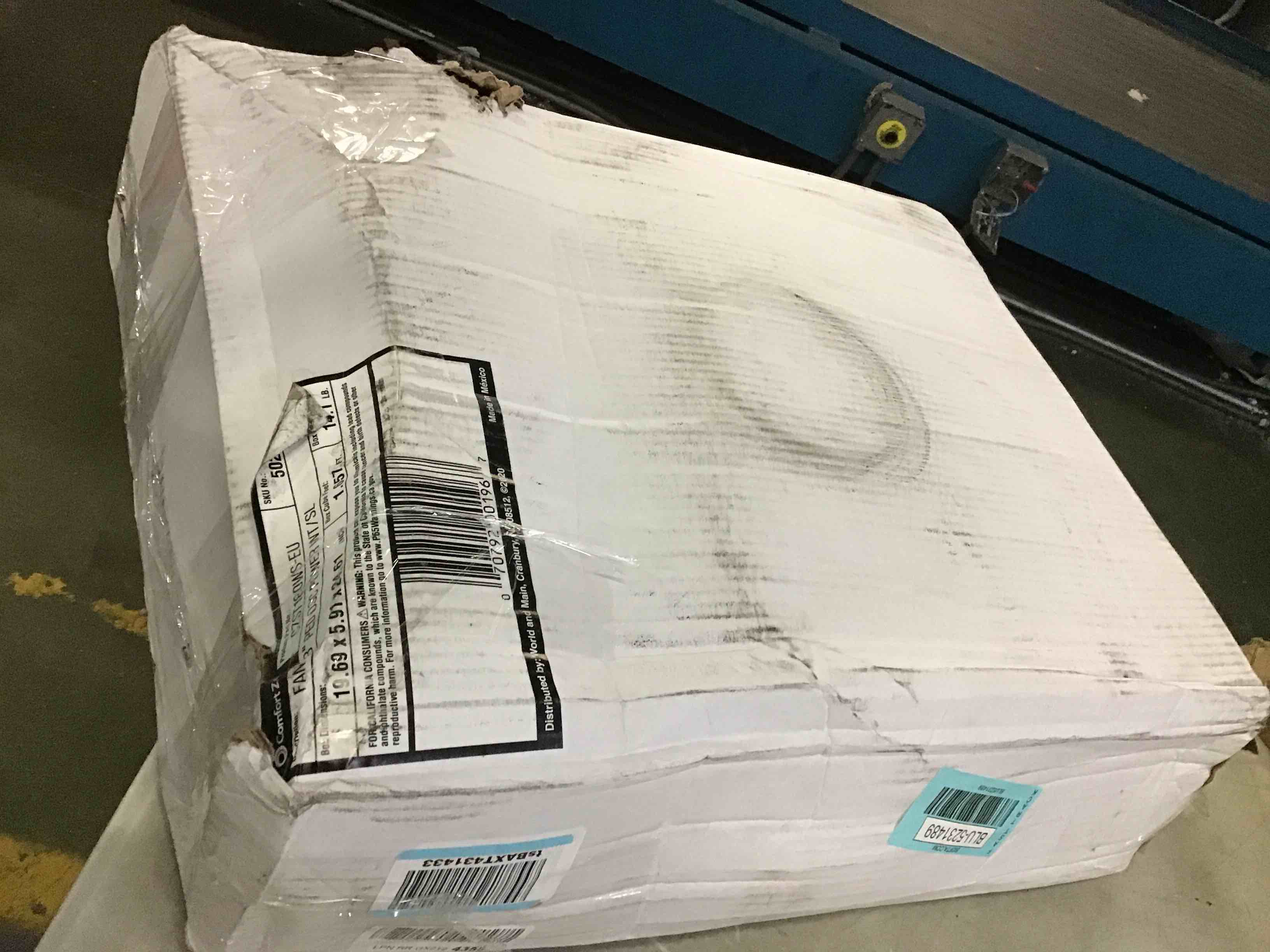 https://s3.amazonaws.com/lotting-images-prod/bidfta/BLU5231489_1694100660045.jpeg
