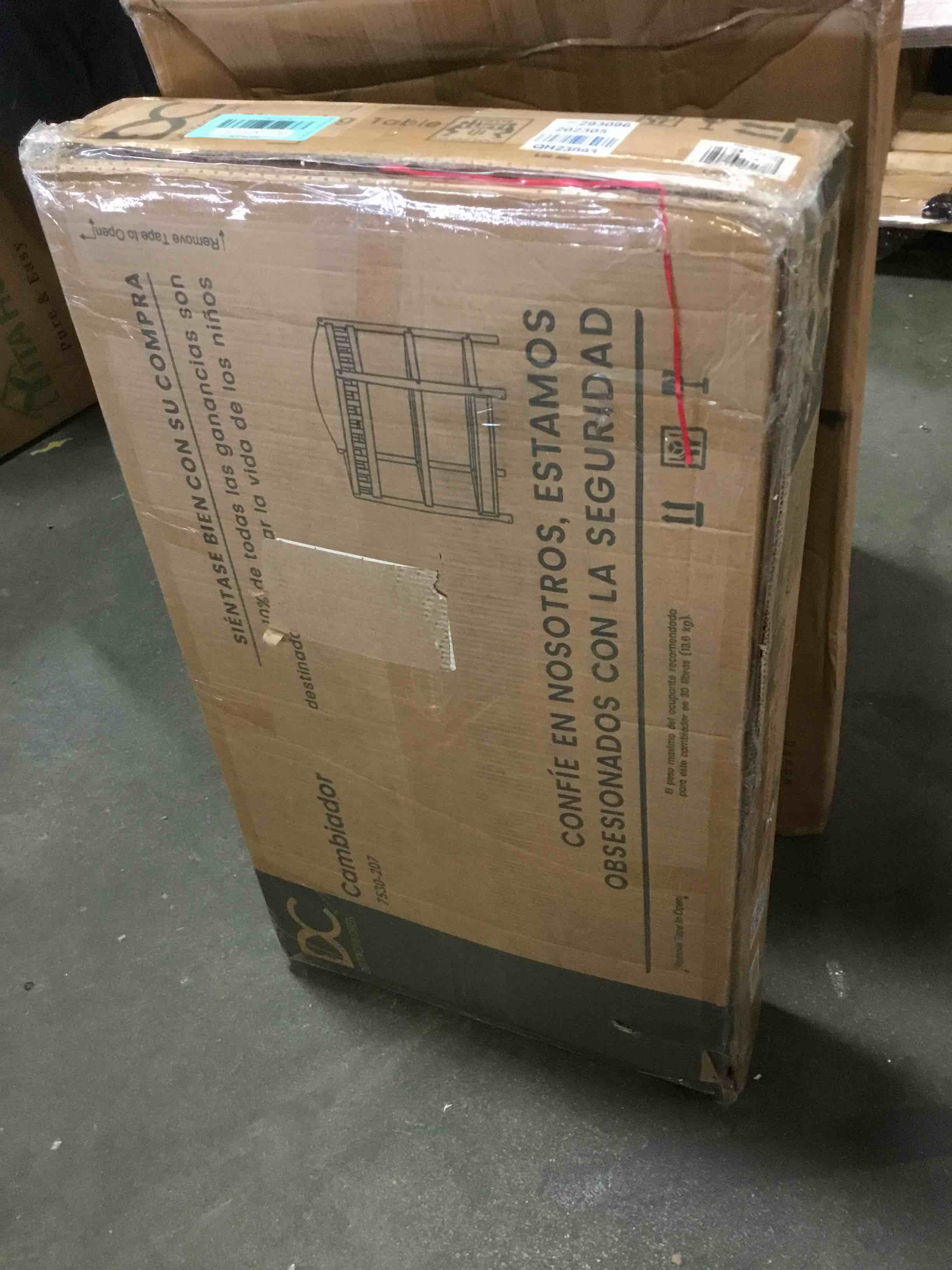 https://s3.amazonaws.com/lotting-images-prod/bidfta/BLU5231761_1694702671937.jpeg