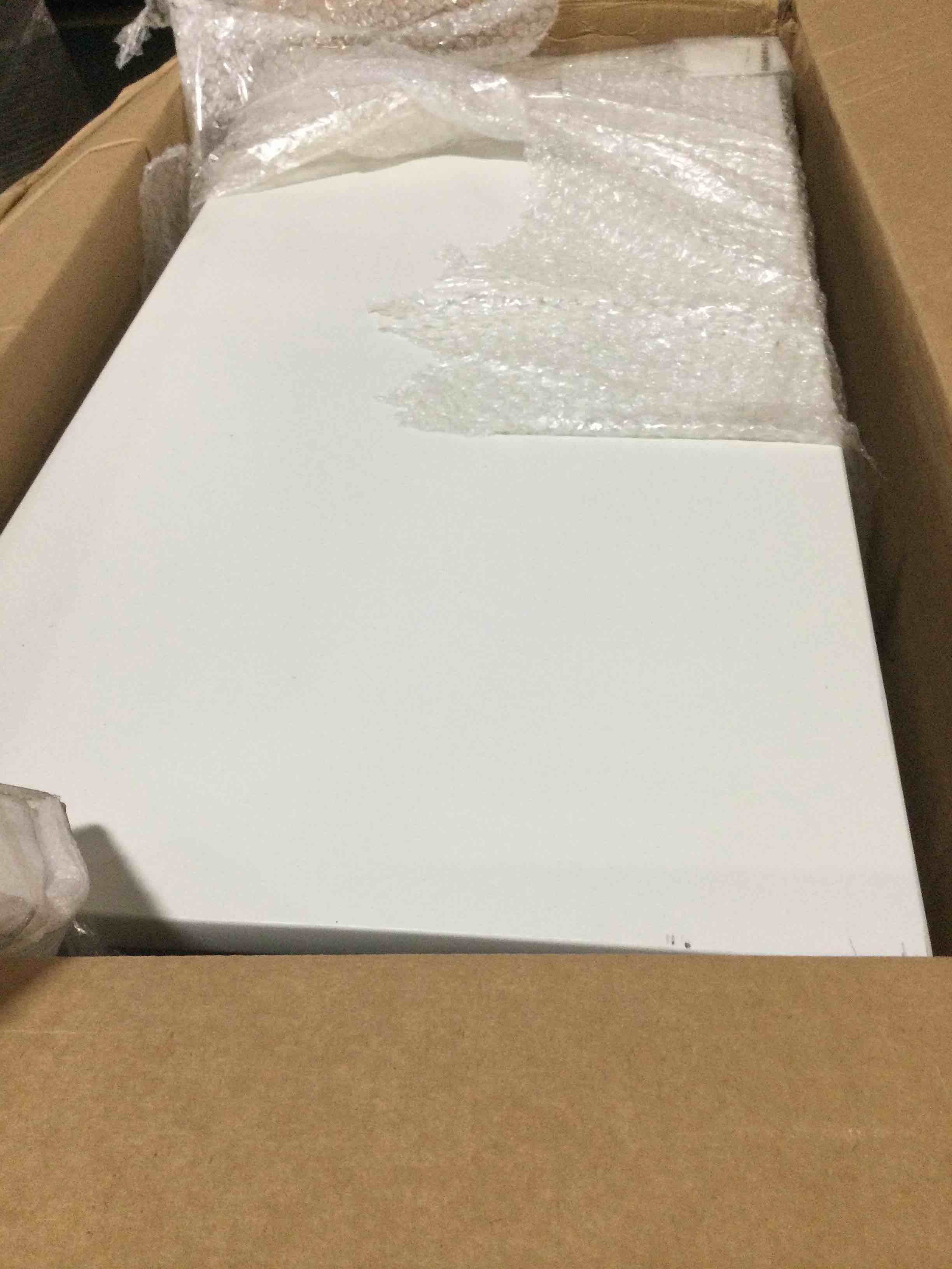 https://s3.amazonaws.com/lotting-images-prod/bidfta/BLU5231919_1694783525461.jpeg