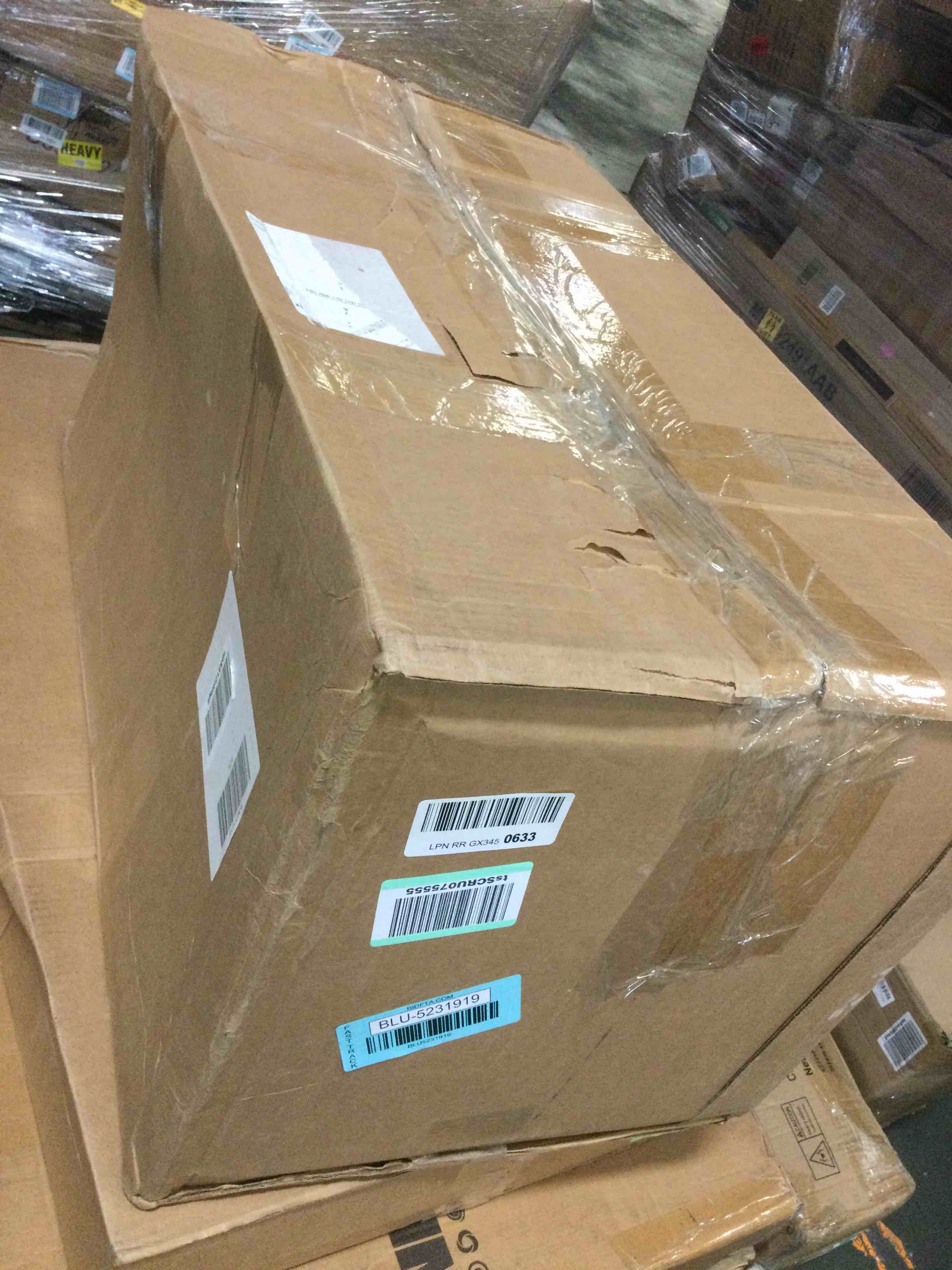 https://s3.amazonaws.com/lotting-images-prod/bidfta/BLU5231919_1694783566028.jpeg
