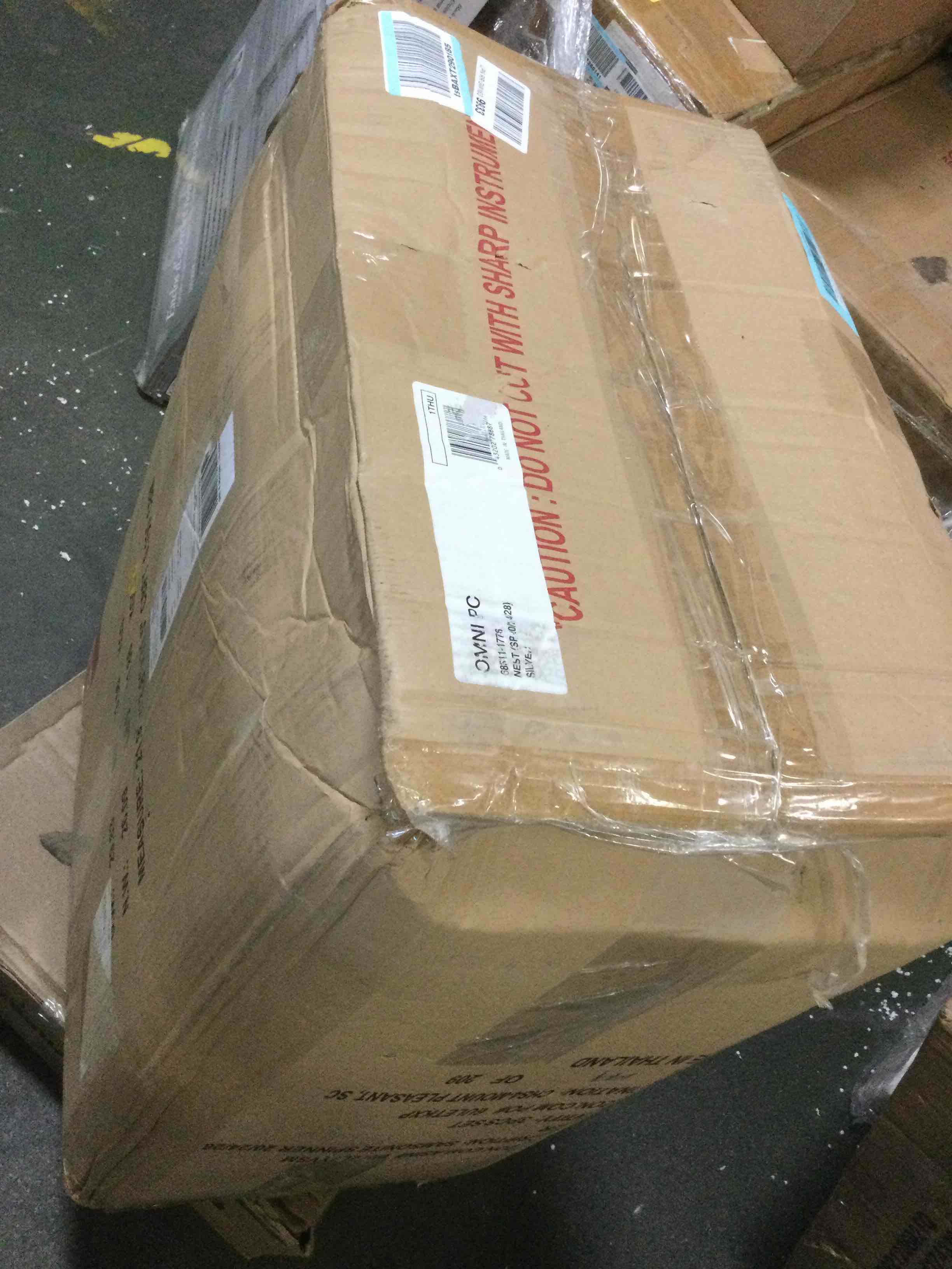 https://s3.amazonaws.com/lotting-images-prod/bidfta/BLU5231925_1694789483361.jpeg