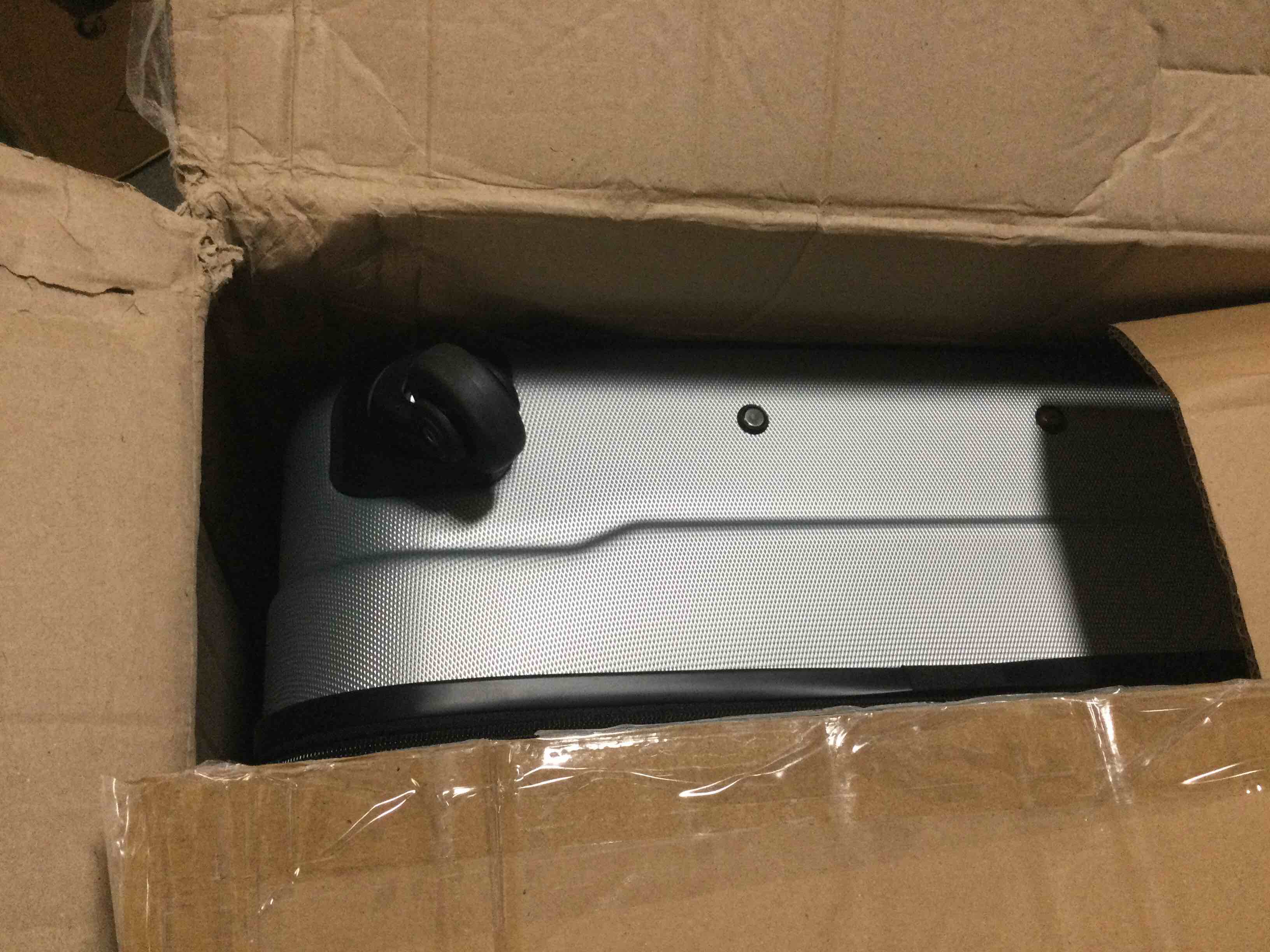 https://s3.amazonaws.com/lotting-images-prod/bidfta/BLU5231925_1694789508416.jpeg