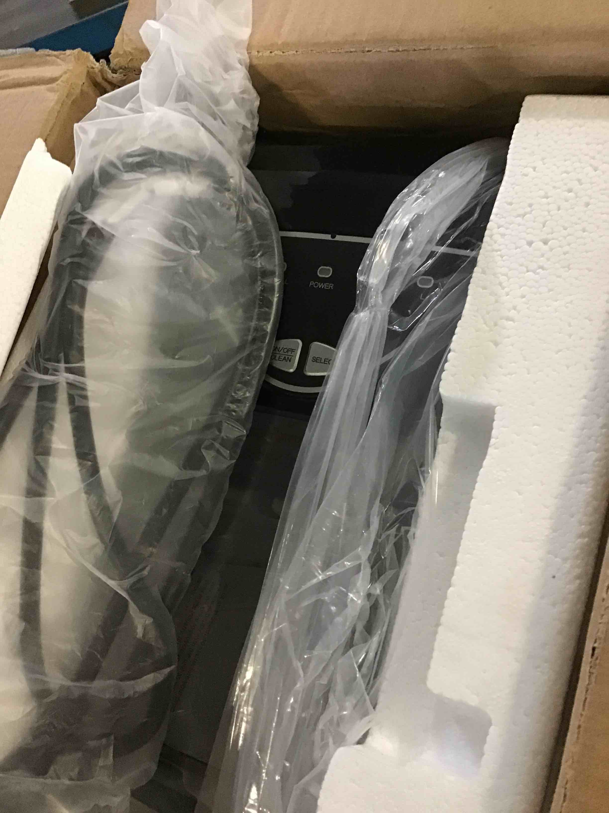 https://s3.amazonaws.com/lotting-images-prod/bidfta/BLU5232061_1694882102212.jpeg