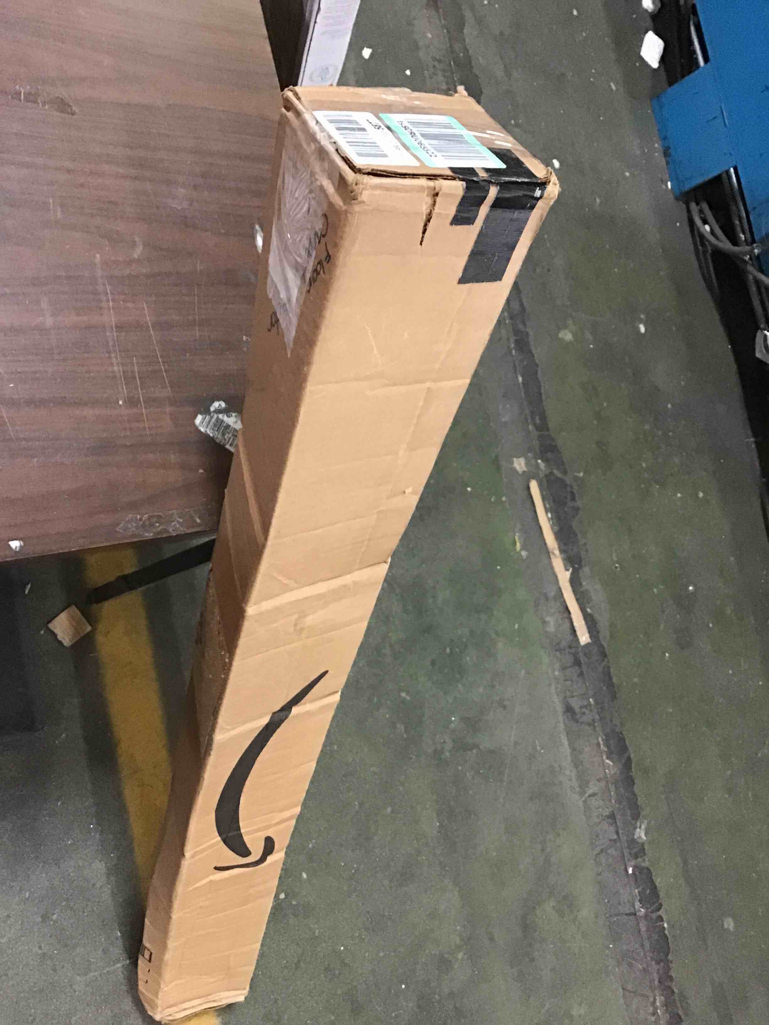 https://s3.amazonaws.com/lotting-images-prod/bidfta/BLU5232144_1695051612570.jpeg
