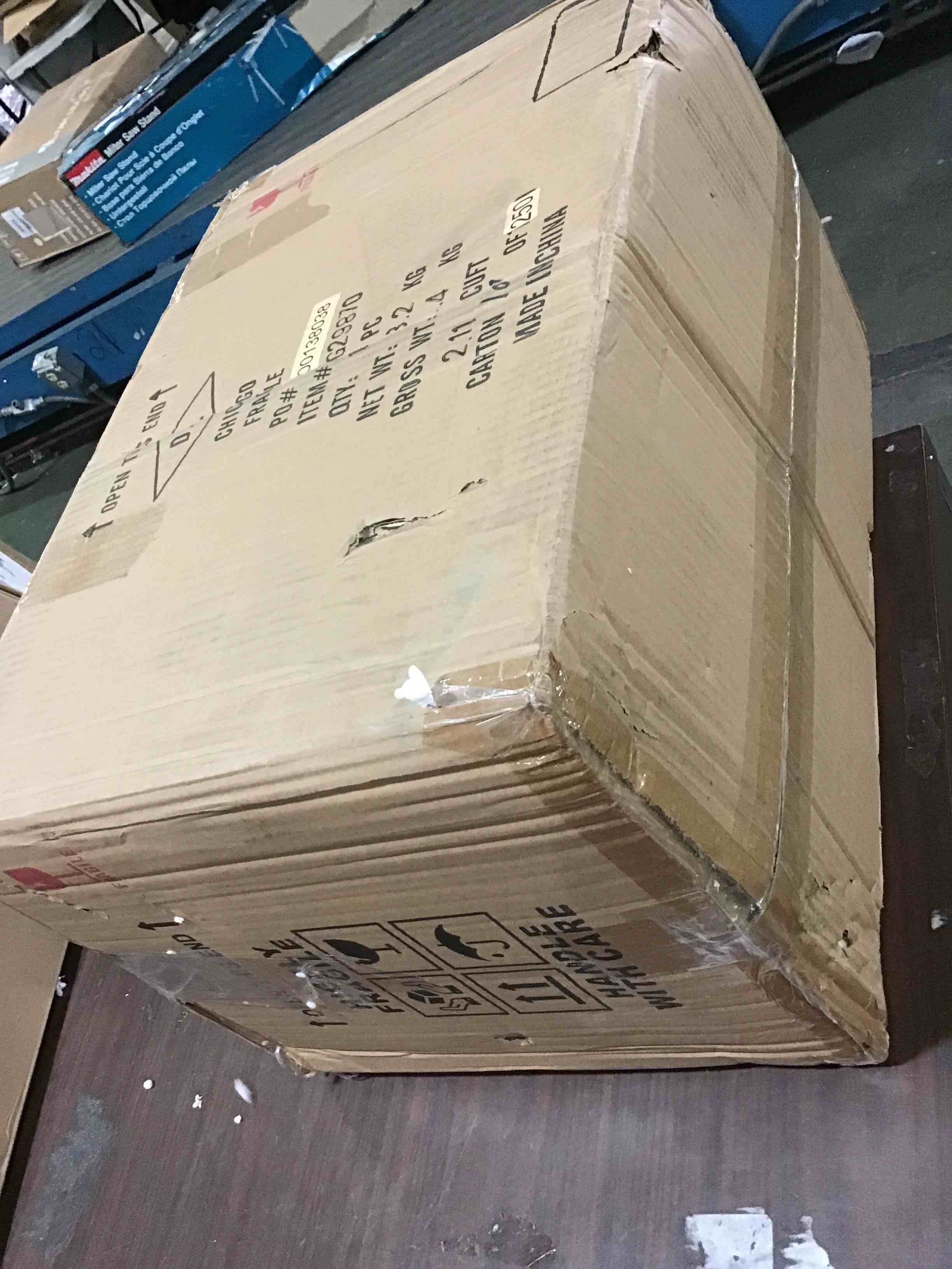 https://s3.amazonaws.com/lotting-images-prod/bidfta/BLU5232191_1695067203366.jpeg