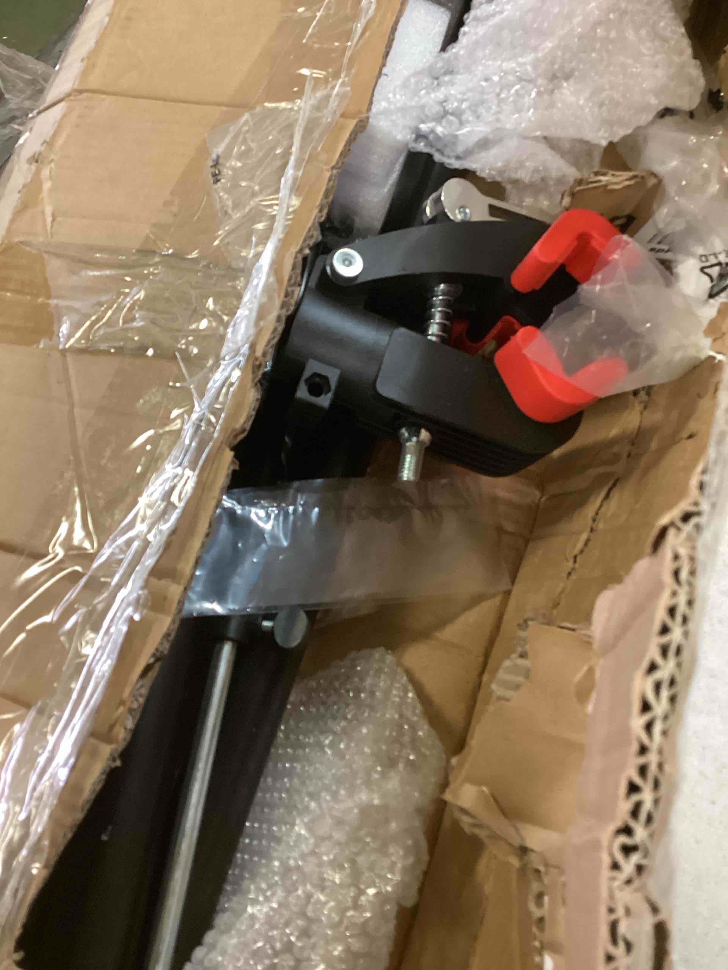 https://s3.amazonaws.com/lotting-images-prod/bidfta/BLU5232274_1700151612026.jpeg