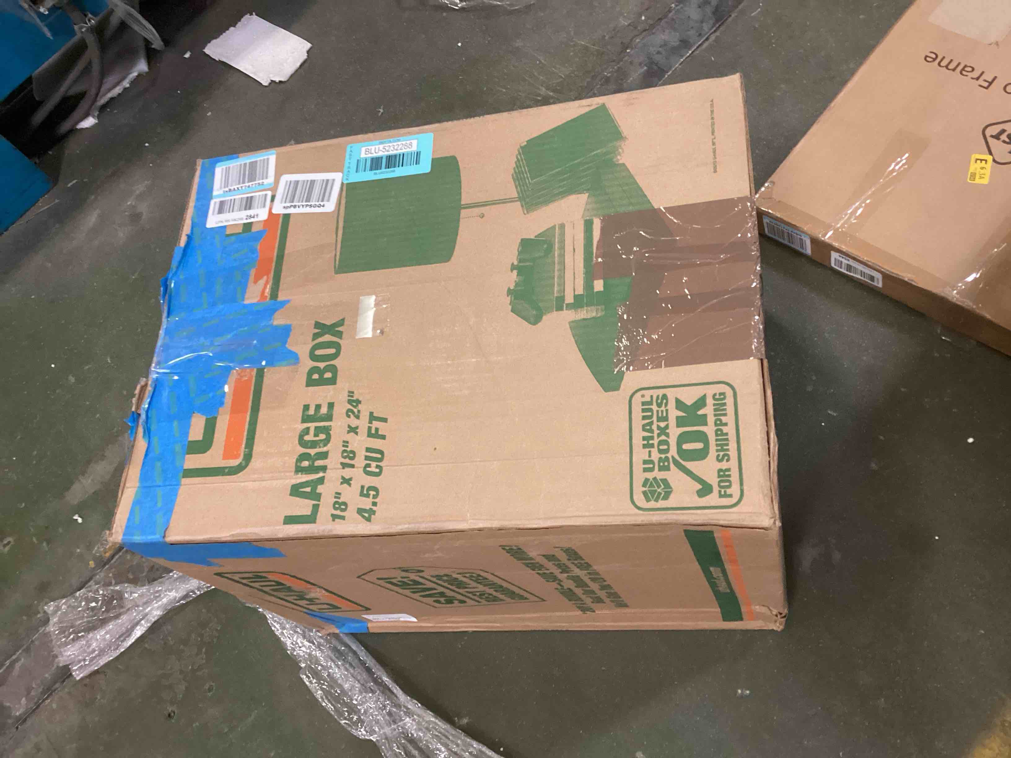 https://s3.amazonaws.com/lotting-images-prod/bidfta/BLU5232288_1700154153778.jpeg