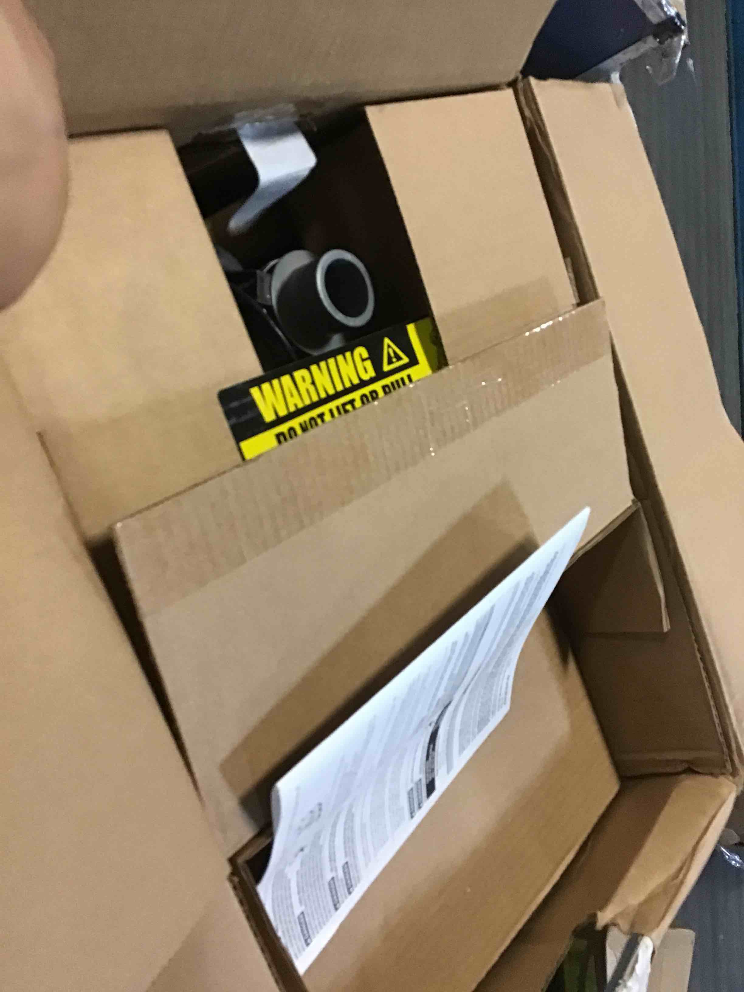 https://s3.amazonaws.com/lotting-images-prod/bidfta/BLU5233951_1692617343575.jpeg