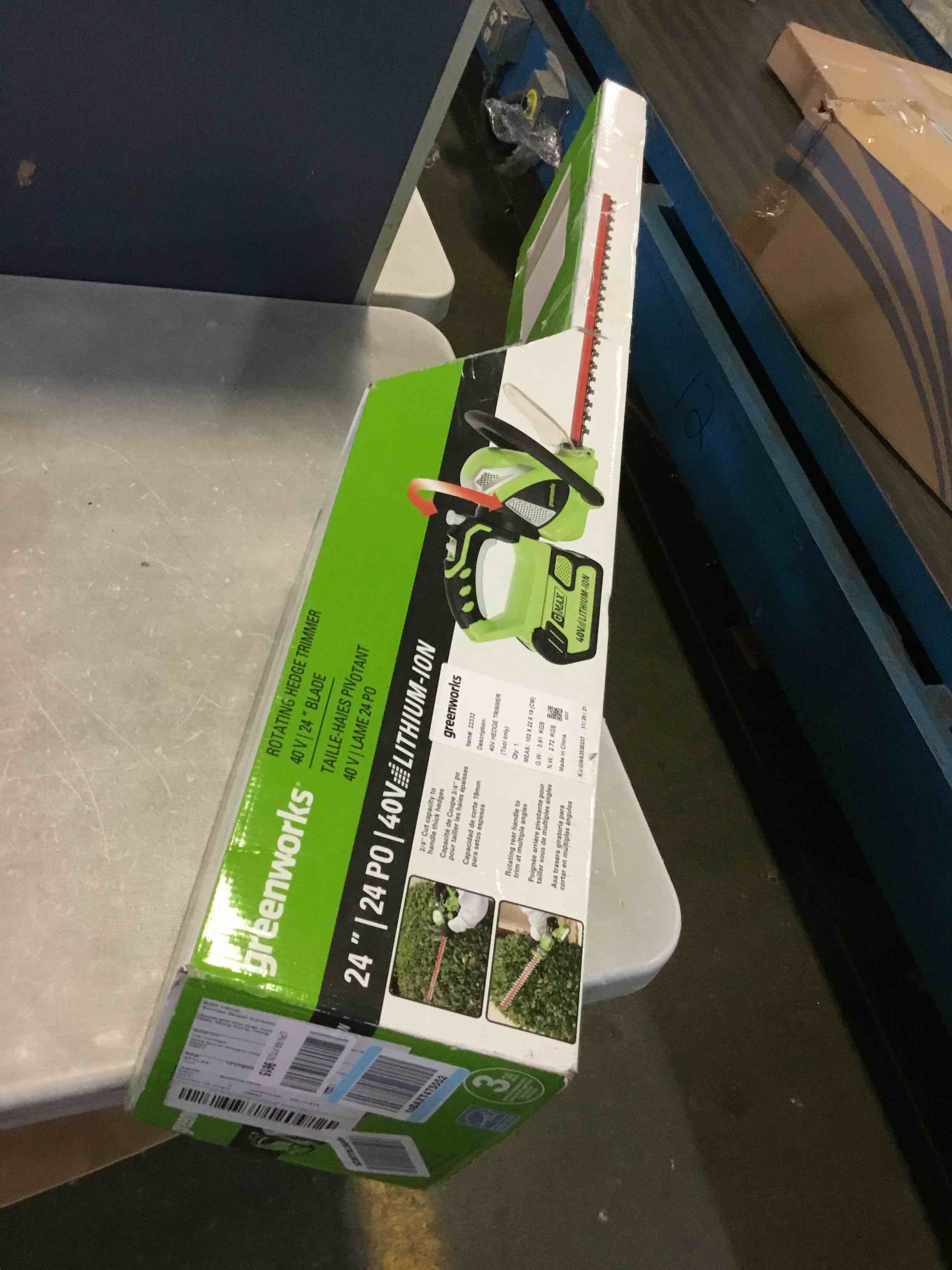 https://s3.amazonaws.com/lotting-images-prod/bidfta/BLU5234115_1692640885081.jpeg