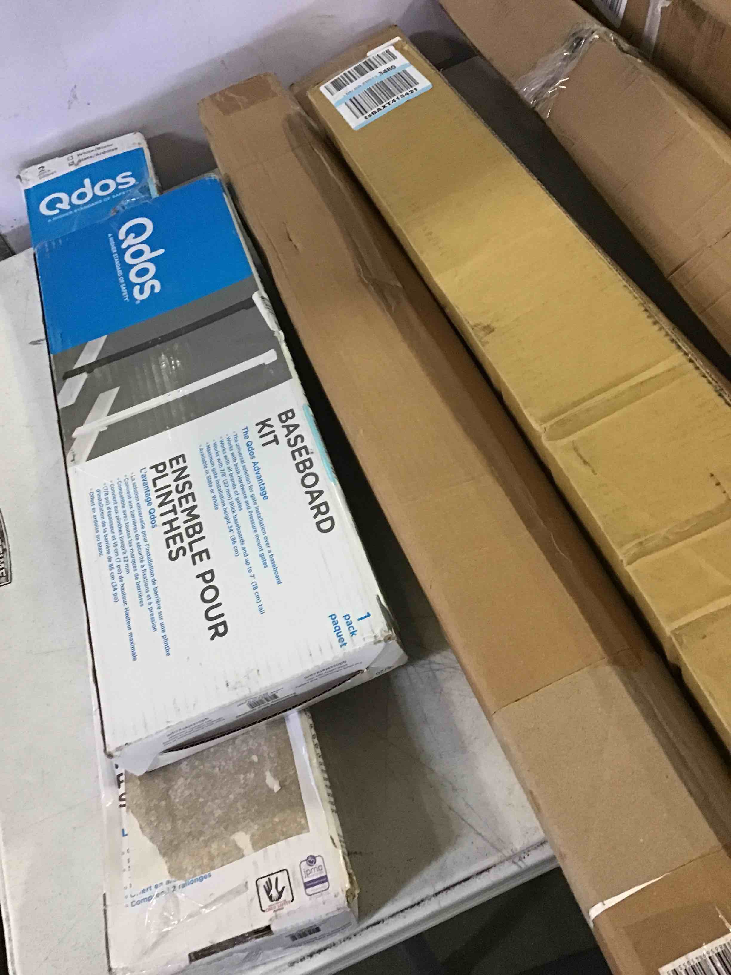 https://s3.amazonaws.com/lotting-images-prod/bidfta/BLU5235110_1693253395981.jpeg
