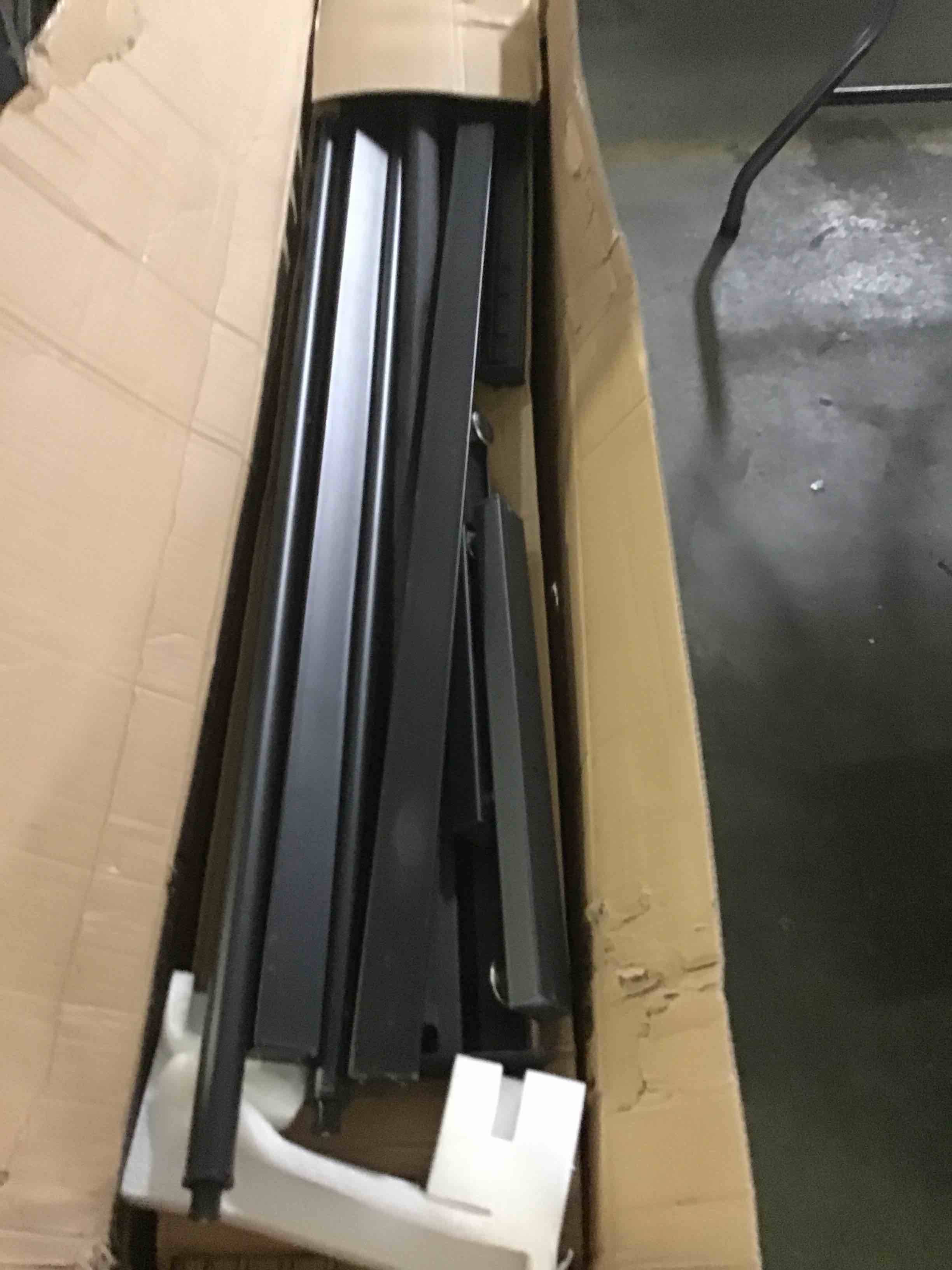 https://s3.amazonaws.com/lotting-images-prod/bidfta/BLU5235431_1693937603049.jpeg