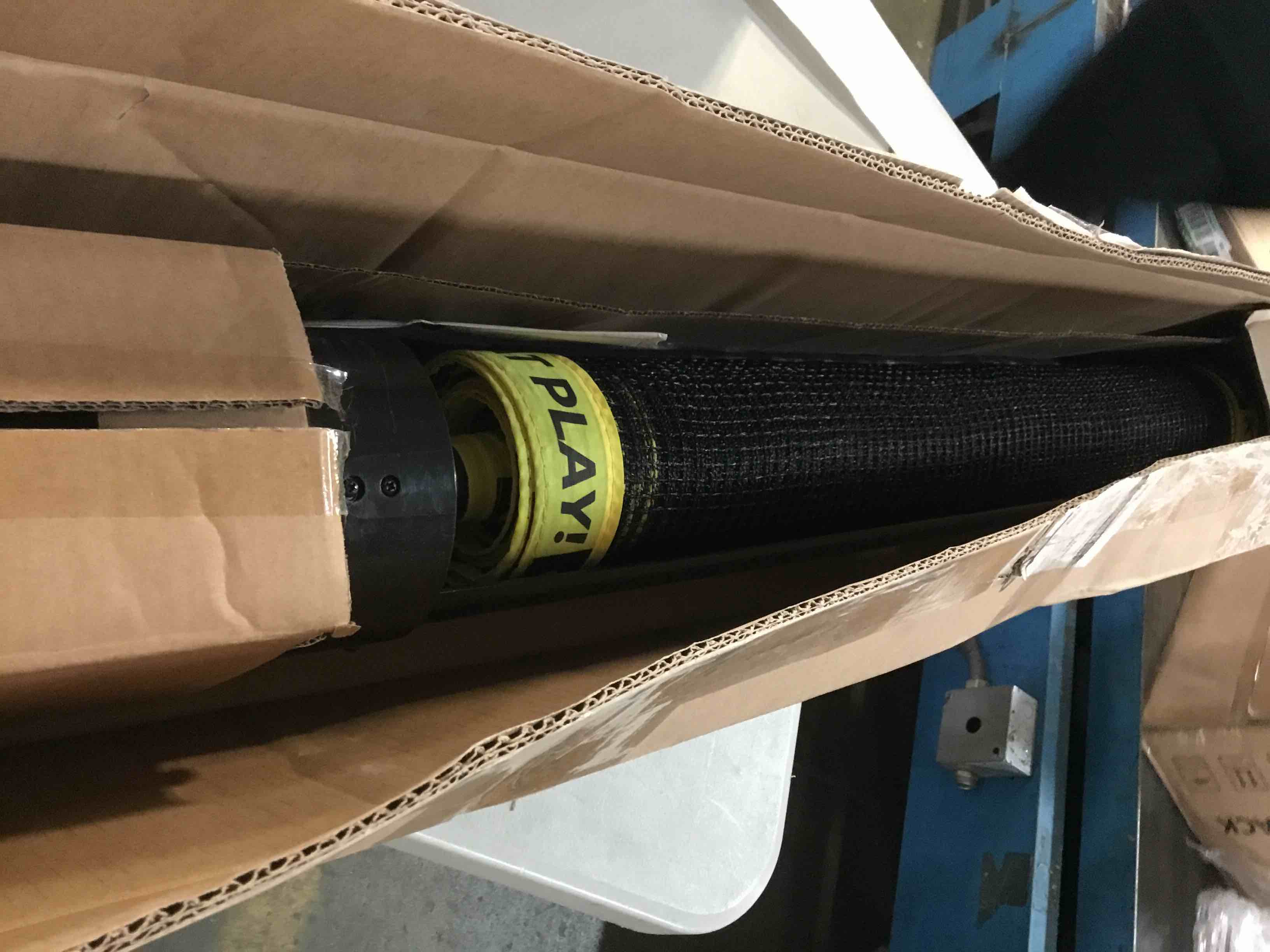 https://s3.amazonaws.com/lotting-images-prod/bidfta/BLU5235564_1692624642170.jpeg