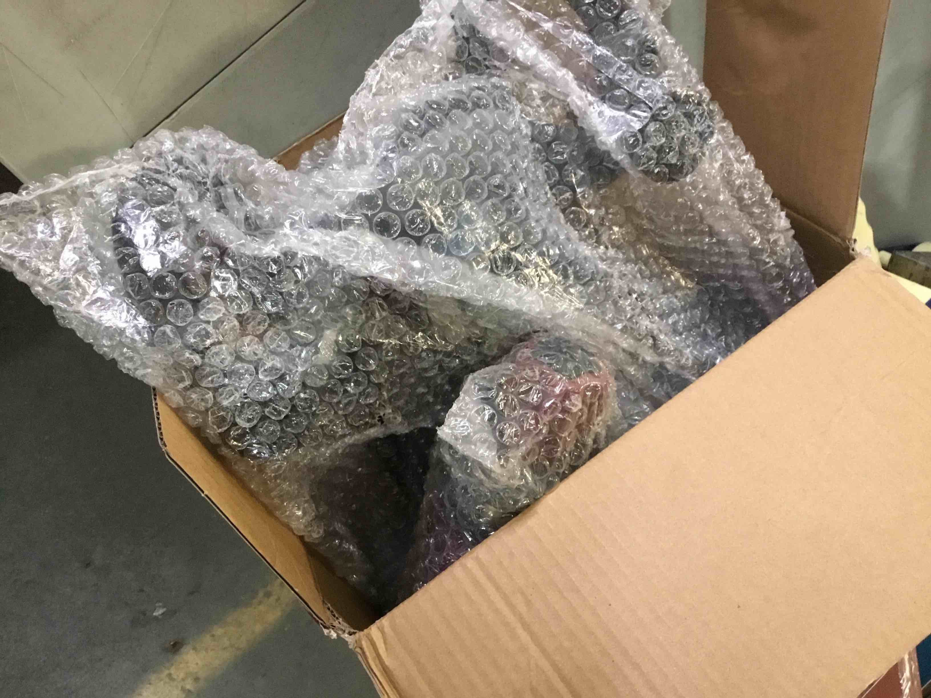 https://s3.amazonaws.com/lotting-images-prod/bidfta/BLU5235724_1692648043488.jpeg
