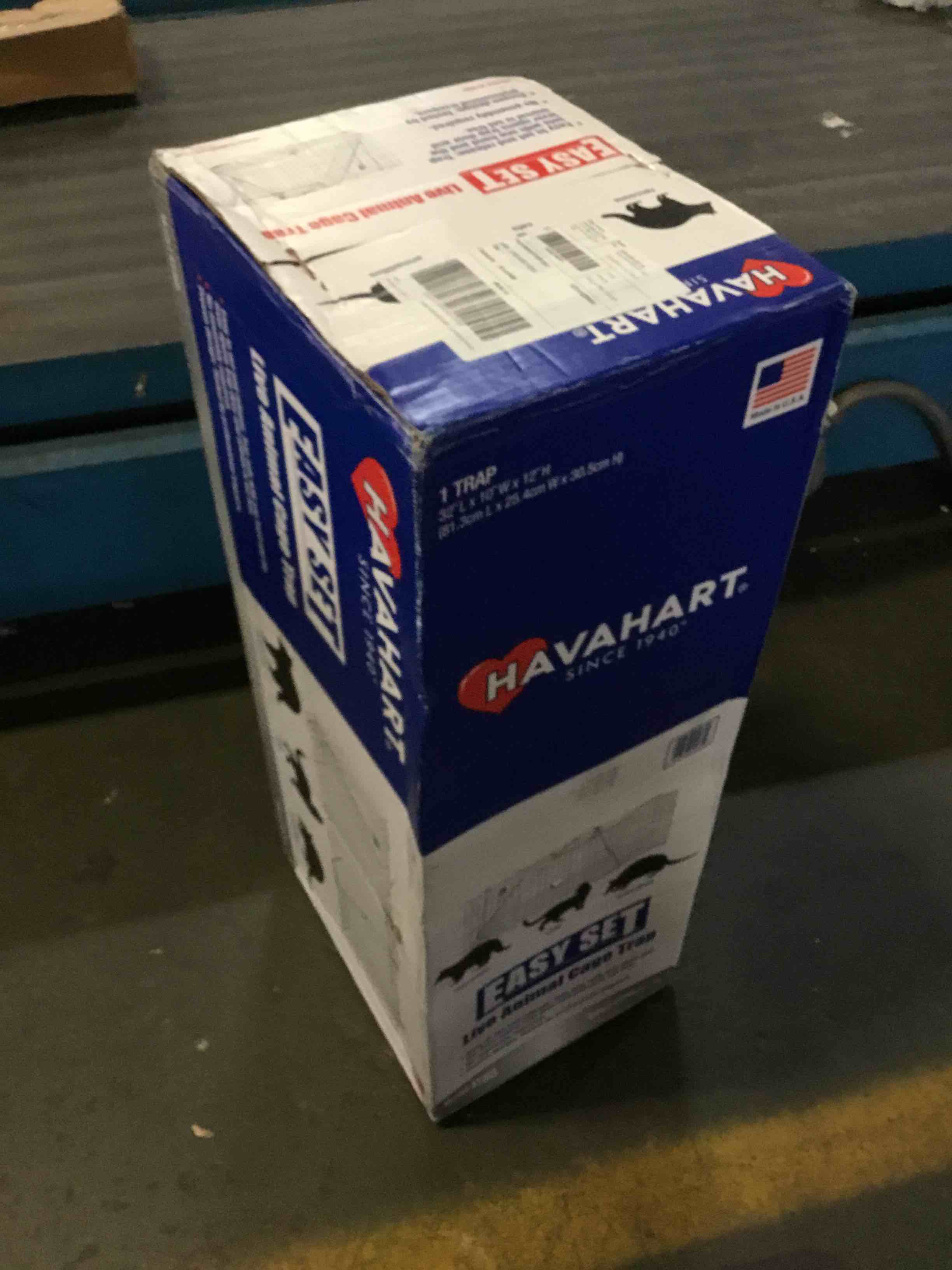 https://s3.amazonaws.com/lotting-images-prod/bidfta/BLU5236054_1692793646065.jpeg