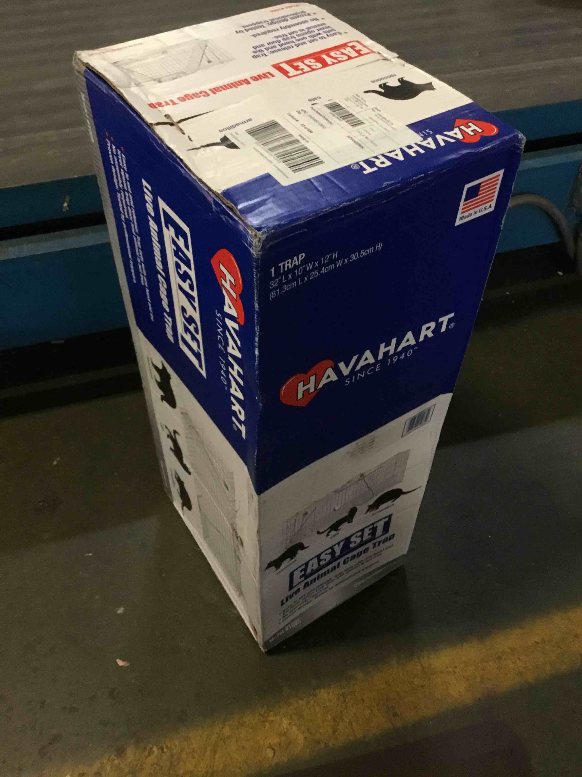 https://s3.amazonaws.com/lotting-images-prod/bidfta/BLU5236054_1692793648255.jpeg