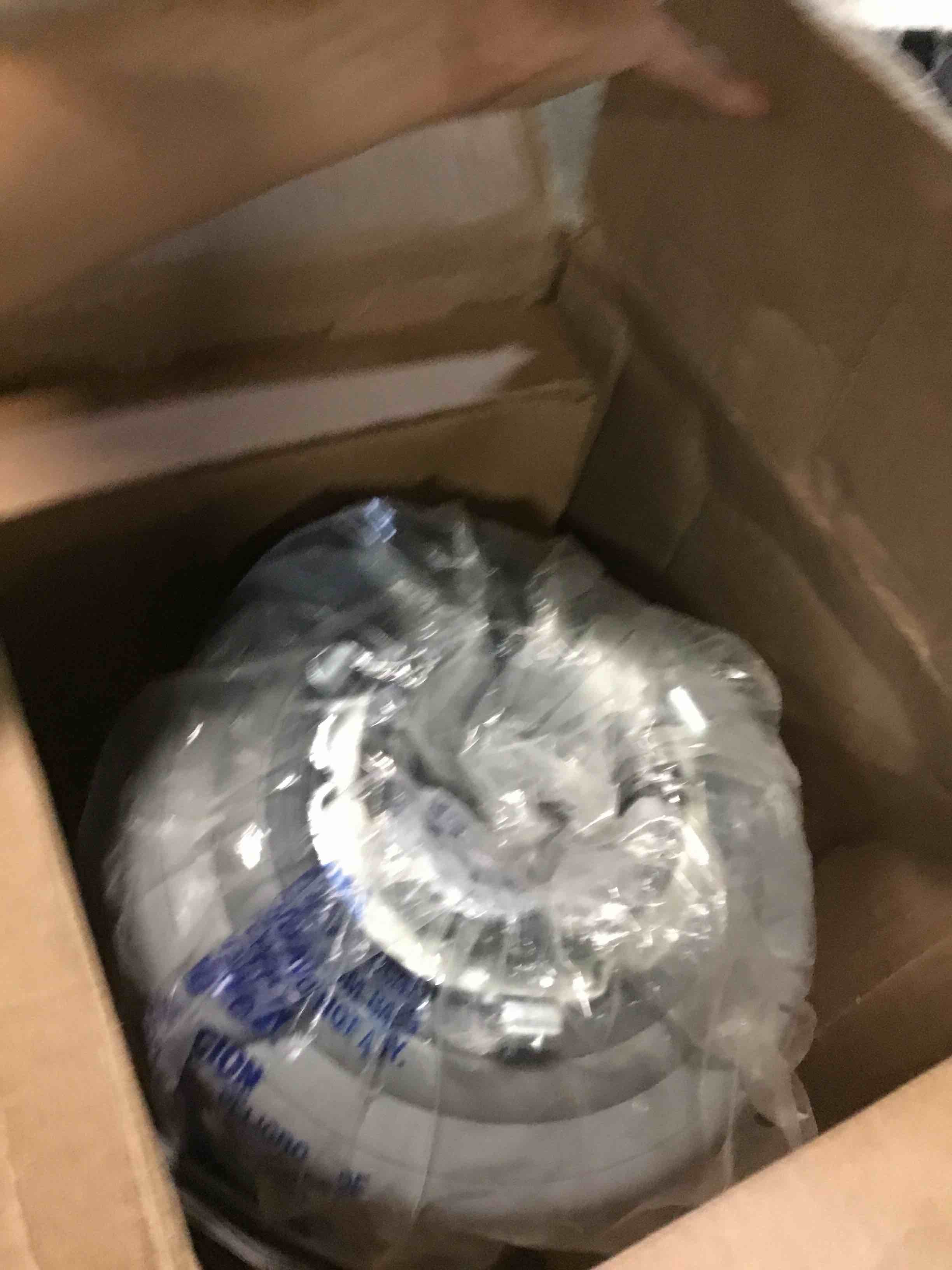 https://s3.amazonaws.com/lotting-images-prod/bidfta/BLU5236371_1692880582620.jpeg