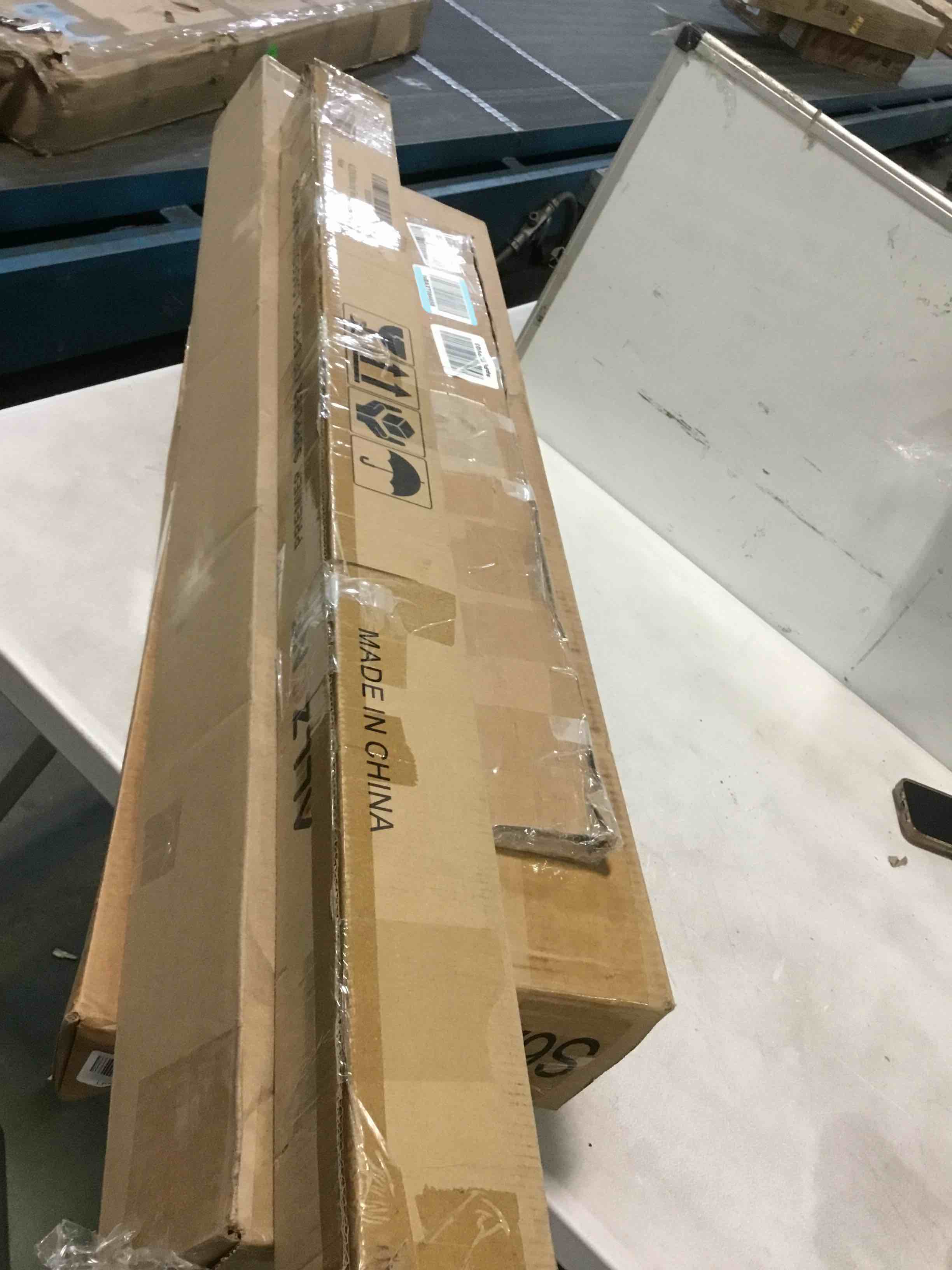 https://s3.amazonaws.com/lotting-images-prod/bidfta/BLU5236401_1692883032633.jpeg