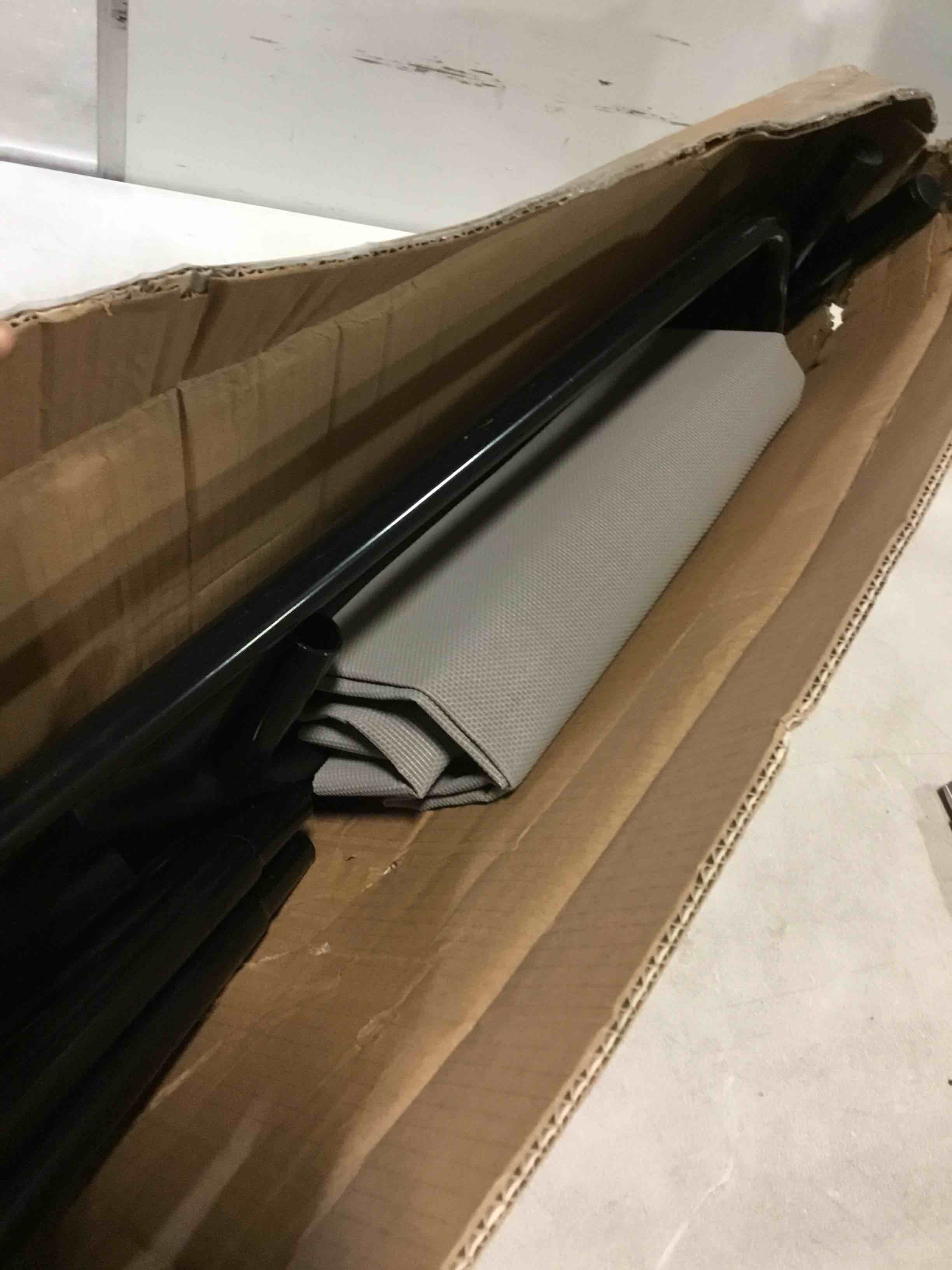 https://s3.amazonaws.com/lotting-images-prod/bidfta/BLU5236408_1692883714201.jpeg