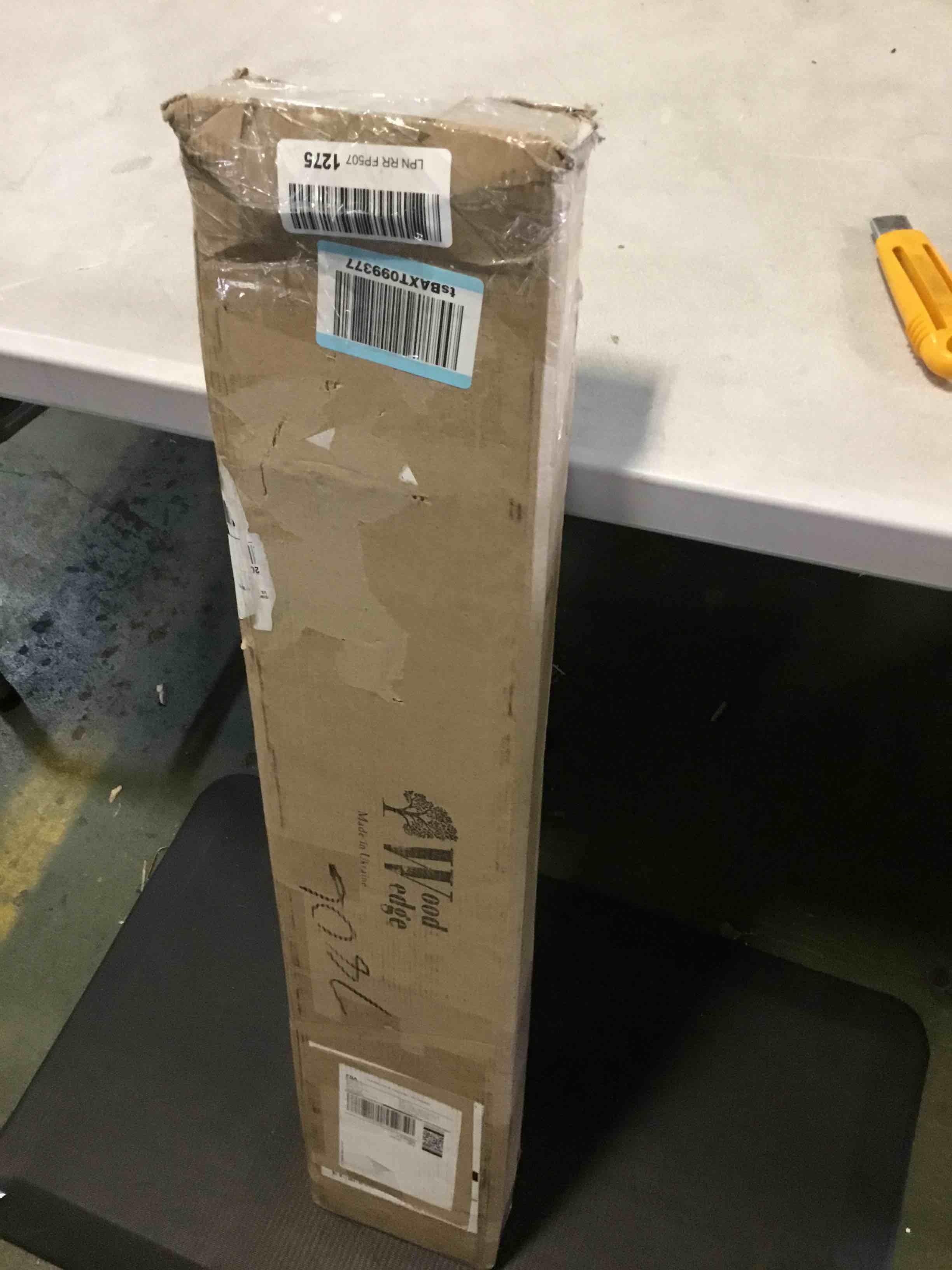https://s3.amazonaws.com/lotting-images-prod/bidfta/BLU5236454_1692891092067.jpeg