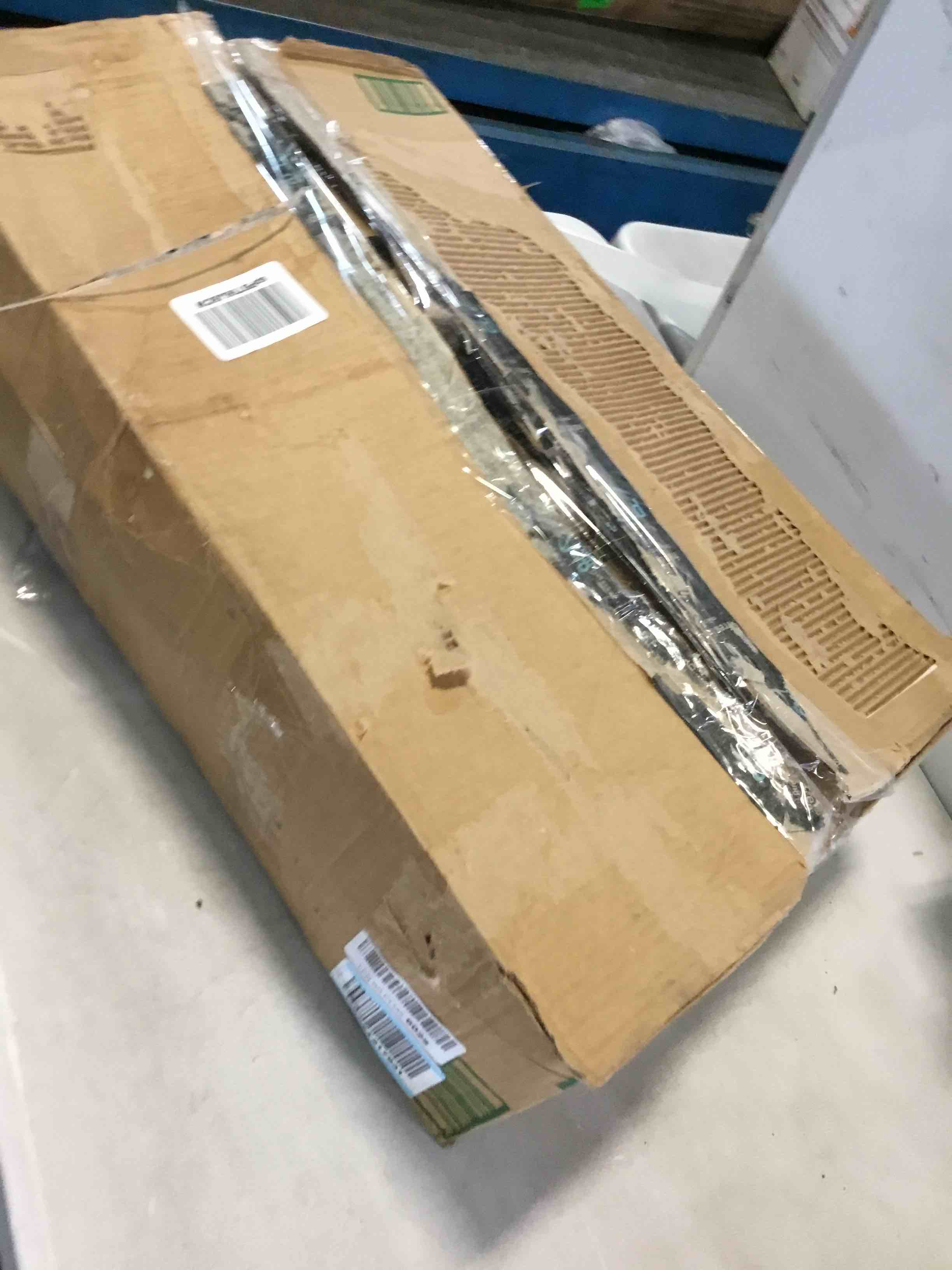 https://s3.amazonaws.com/lotting-images-prod/bidfta/BLU5236540_1692902647788.jpeg