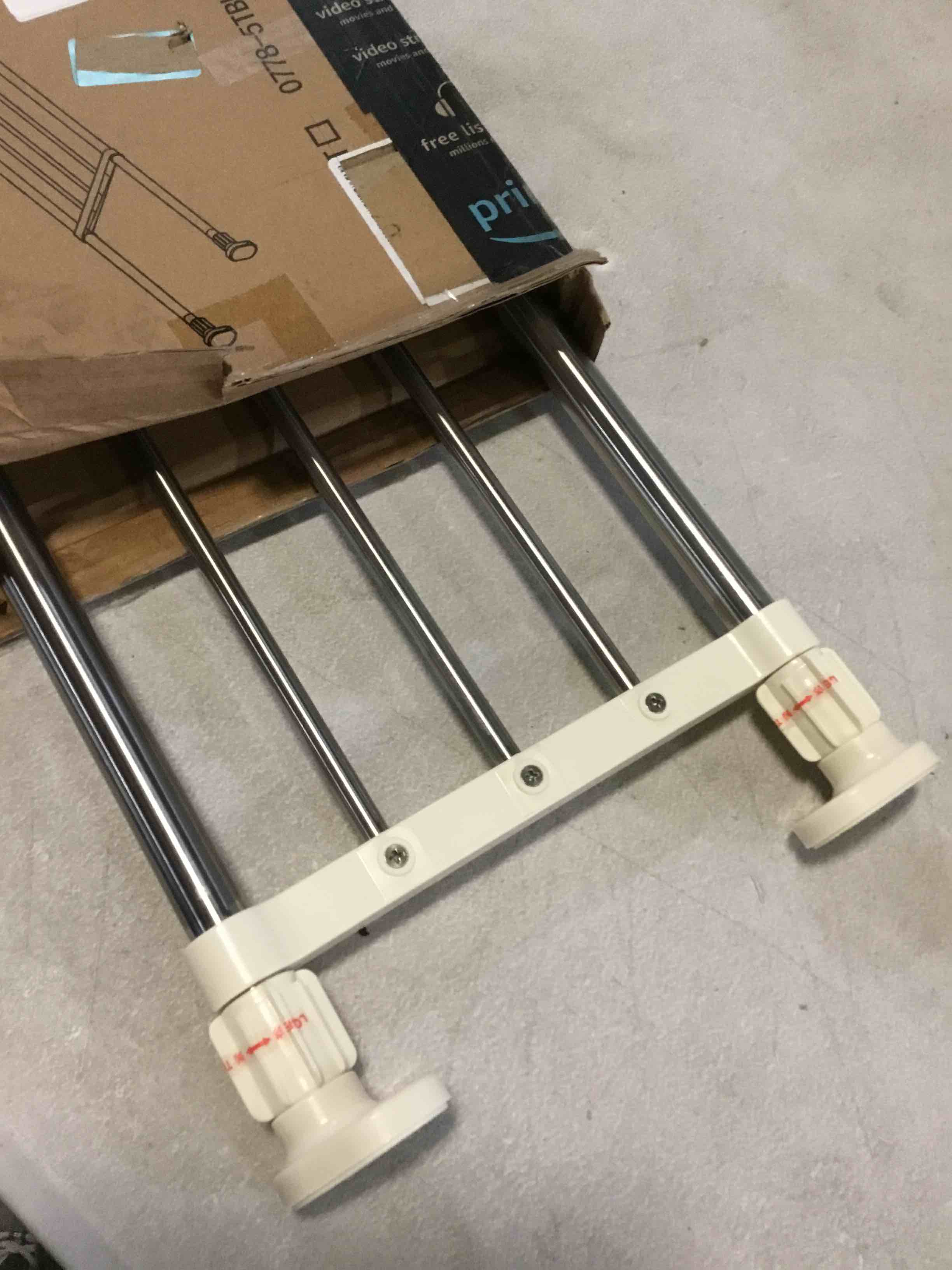 https://s3.amazonaws.com/lotting-images-prod/bidfta/BLU5236569_1692906065005.jpeg