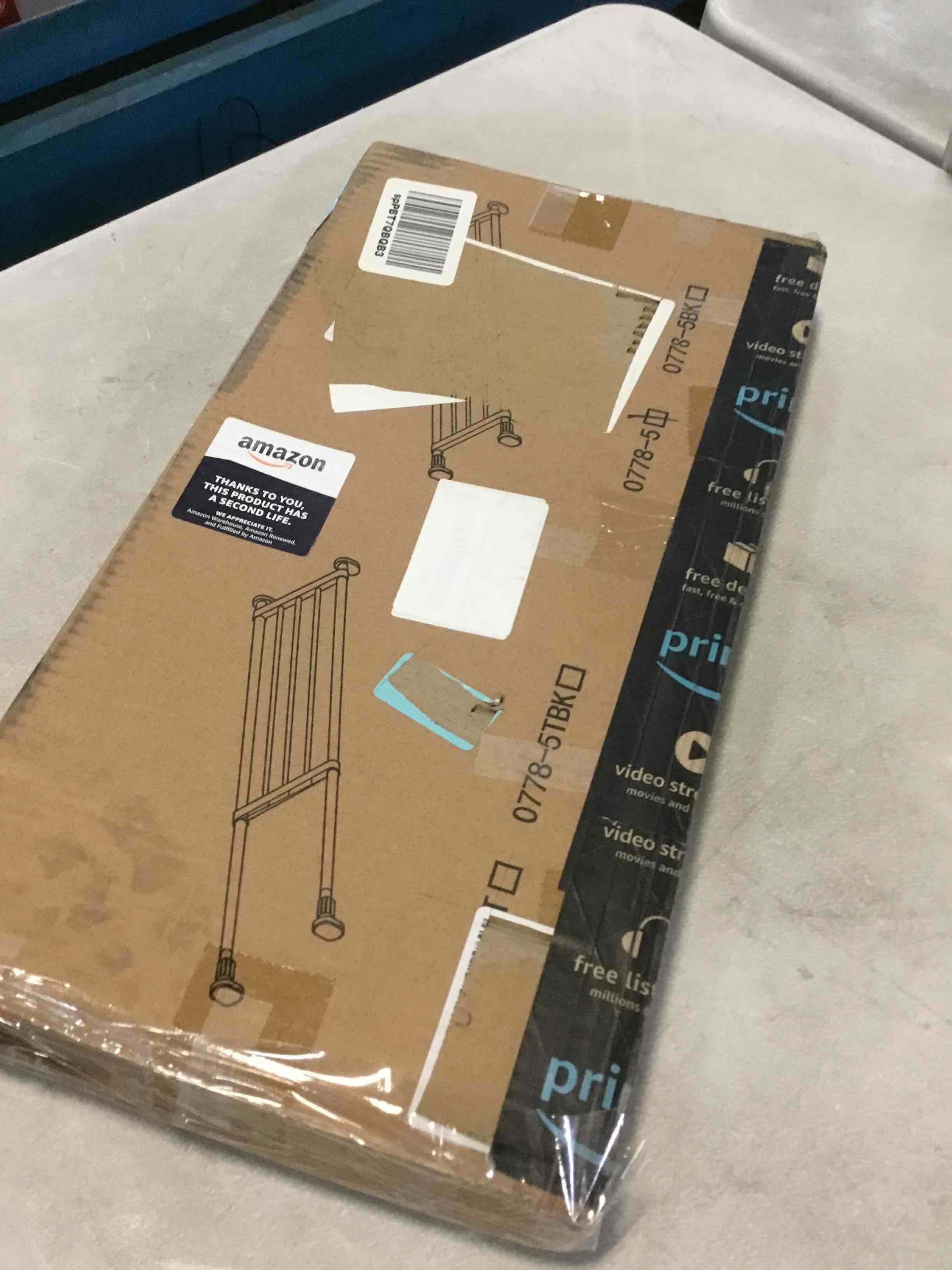 https://s3.amazonaws.com/lotting-images-prod/bidfta/BLU5236569_1692906077804.jpeg