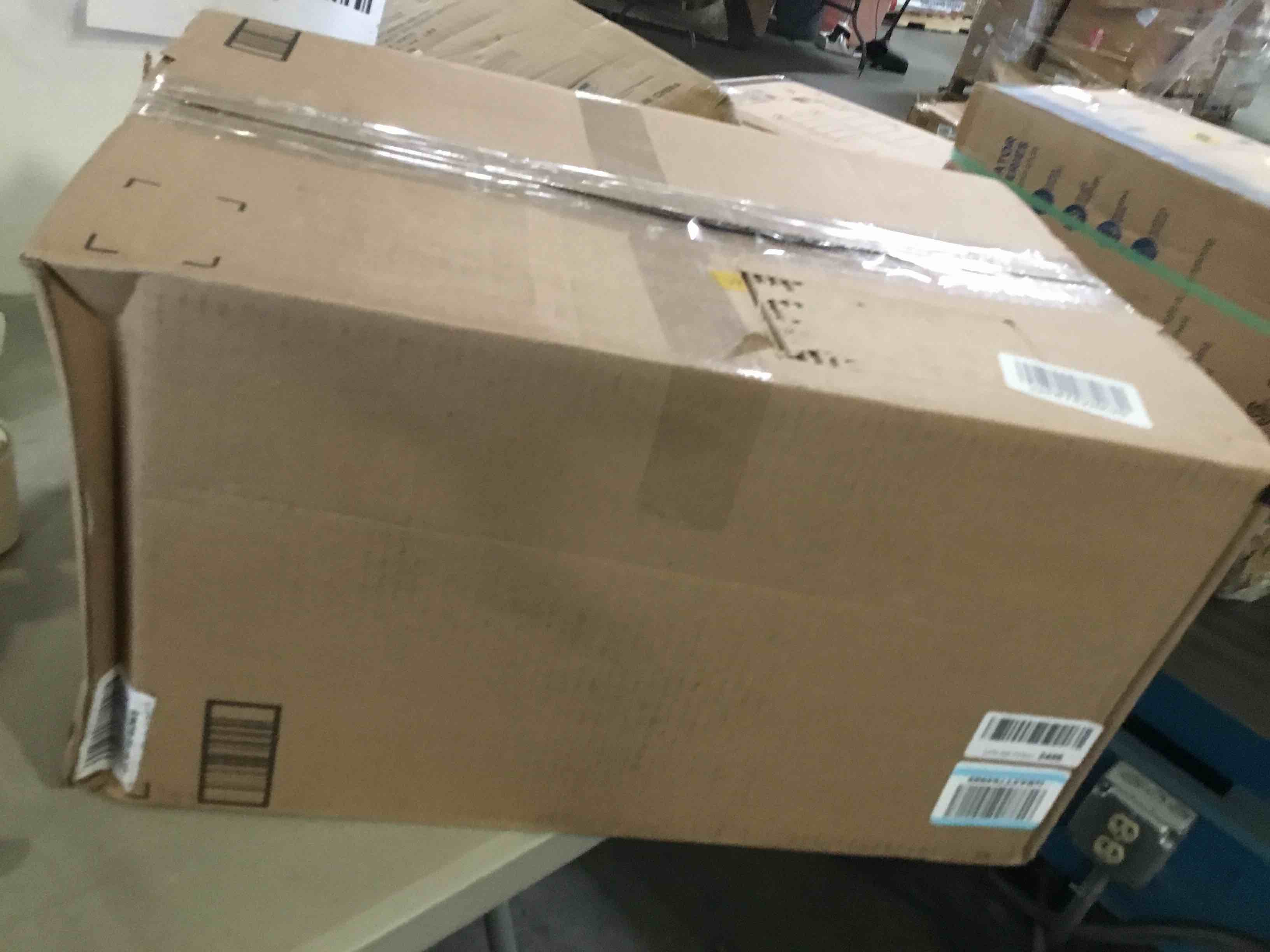https://s3.amazonaws.com/lotting-images-prod/bidfta/BLU5236863_1693230089976.jpeg