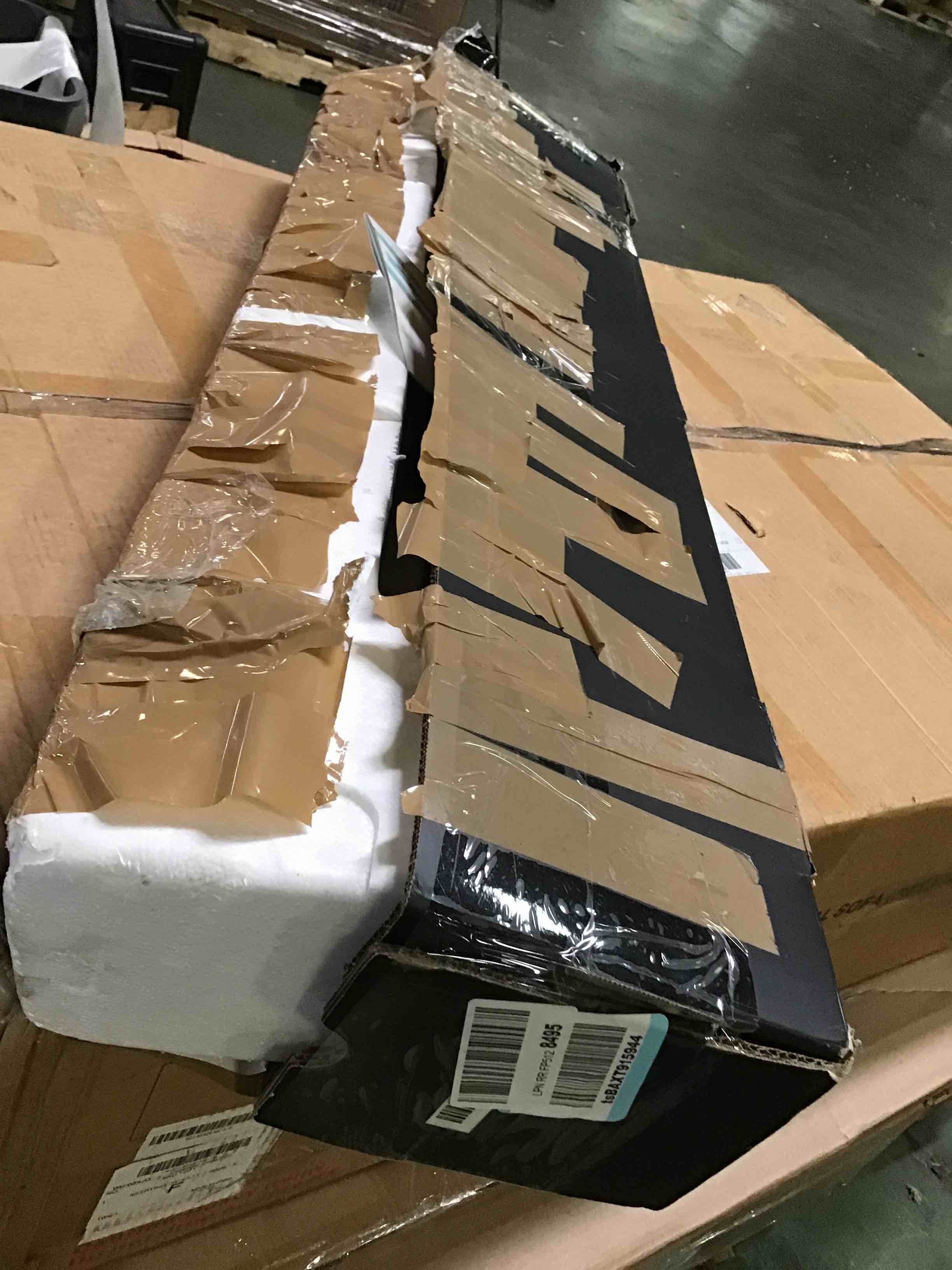 https://s3.amazonaws.com/lotting-images-prod/bidfta/BLU5237317_1692899954364.jpeg