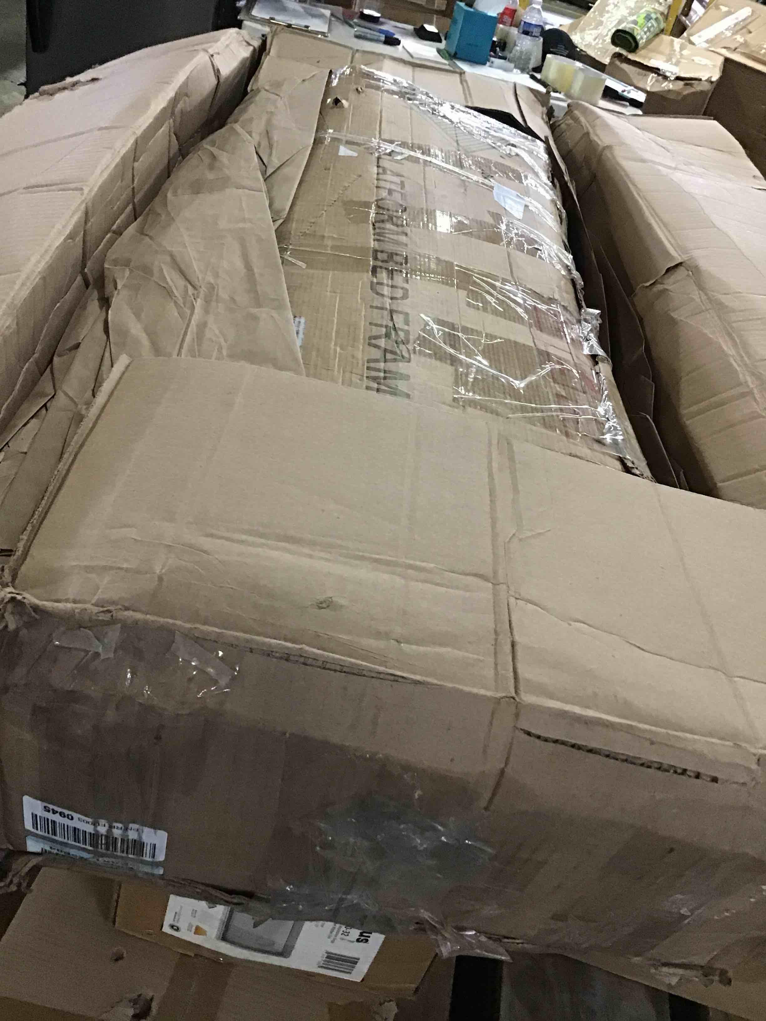 https://s3.amazonaws.com/lotting-images-prod/bidfta/BLU5237402_1692967900441.jpeg