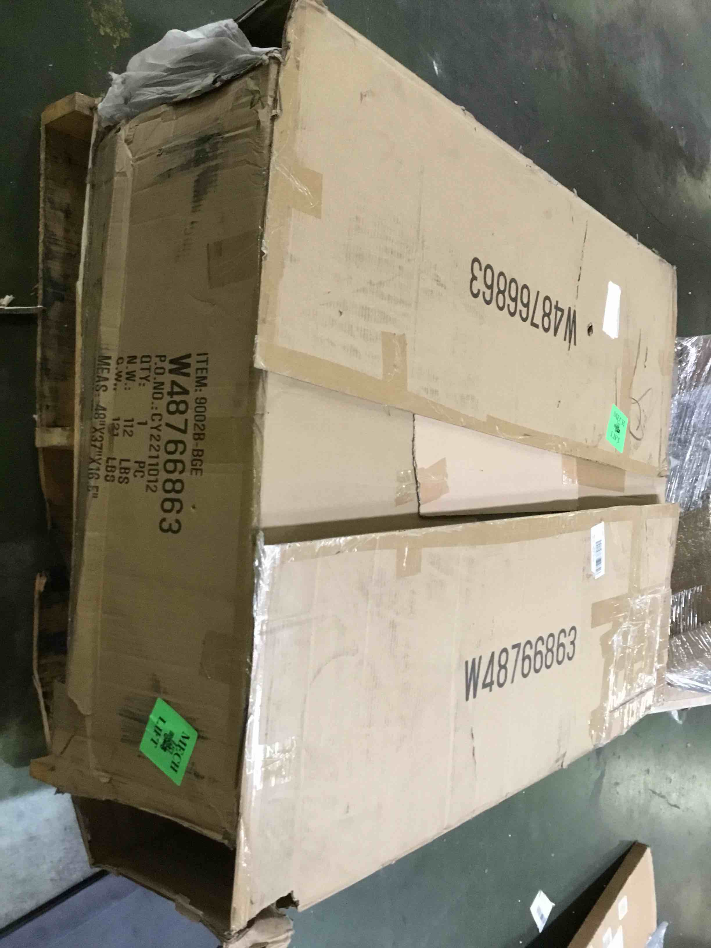 https://s3.amazonaws.com/lotting-images-prod/bidfta/BLU5237624_1693059872855.jpeg