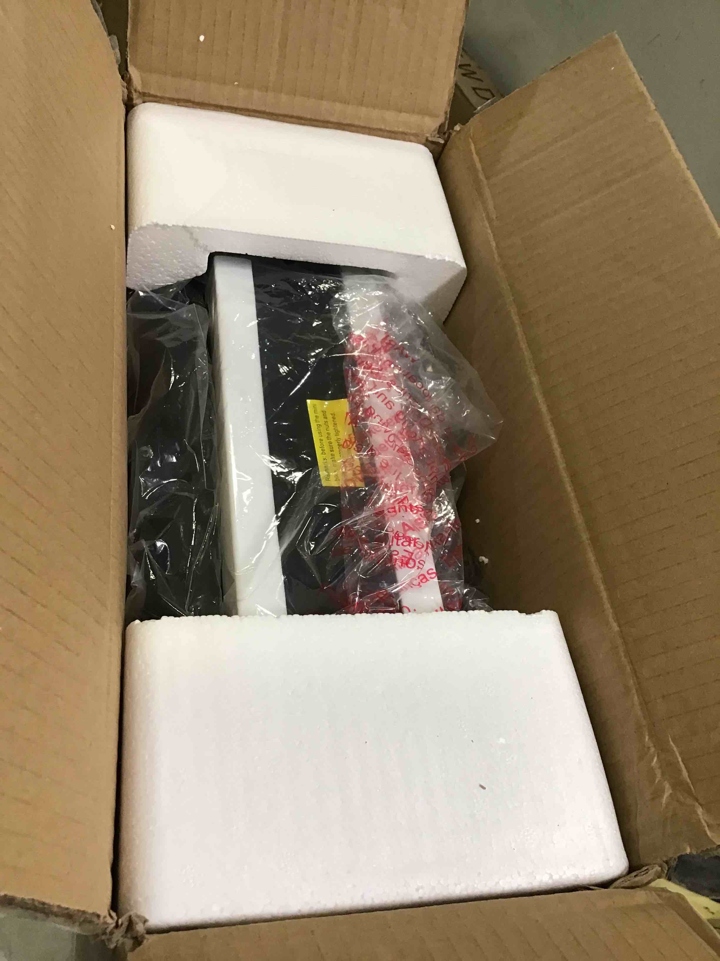 https://s3.amazonaws.com/lotting-images-prod/bidfta/BLU5237997_1693332335961.jpeg
