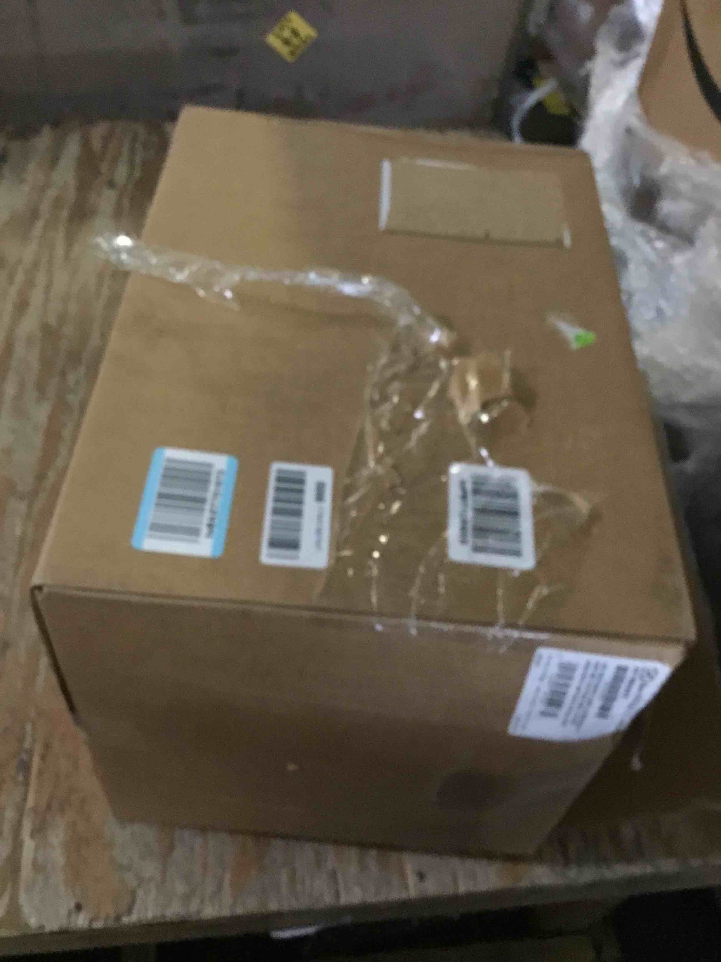 https://s3.amazonaws.com/lotting-images-prod/bidfta/BLU5238911_1692899636811.jpeg