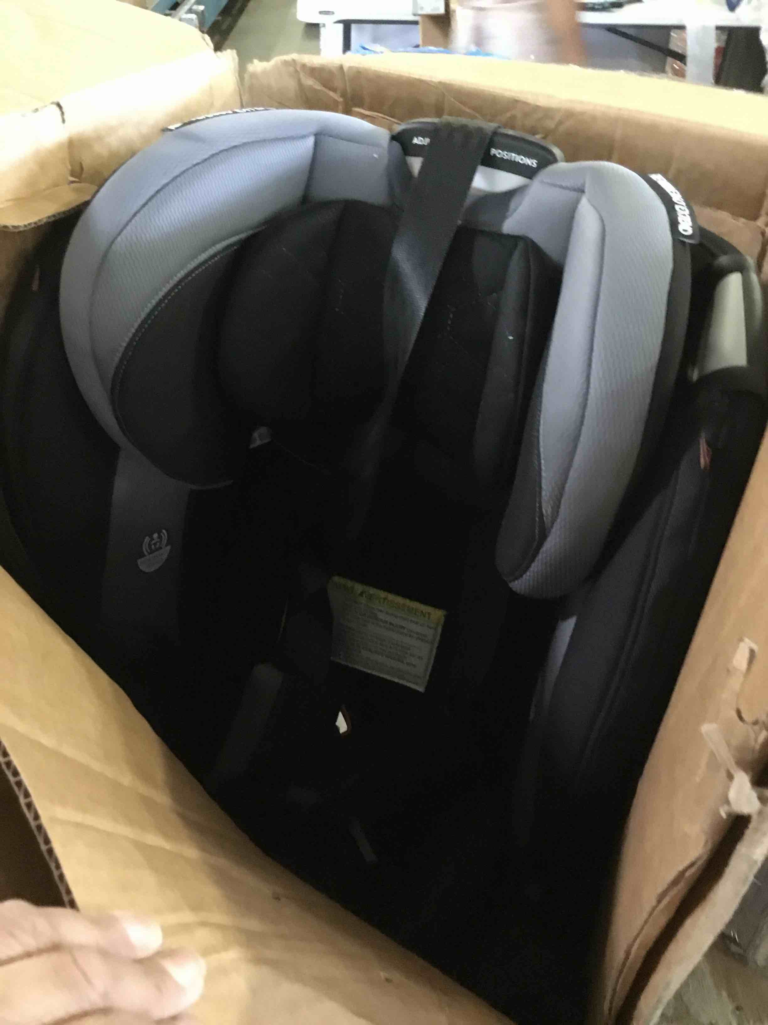 https://s3.amazonaws.com/lotting-images-prod/bidfta/BLU5239170_1693253424947.jpeg