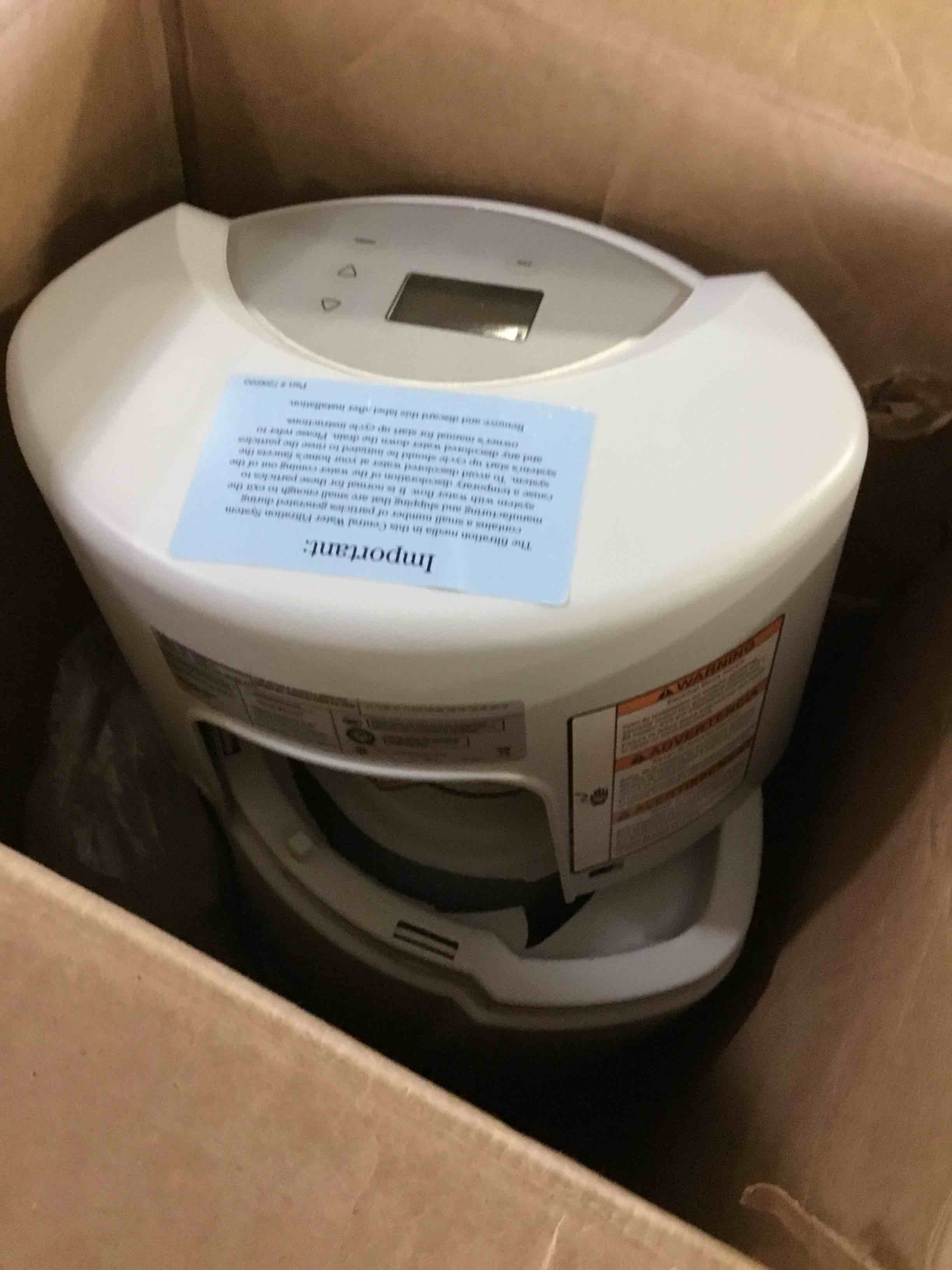https://s3.amazonaws.com/lotting-images-prod/bidfta/BLU5239442_1693399439647.jpeg