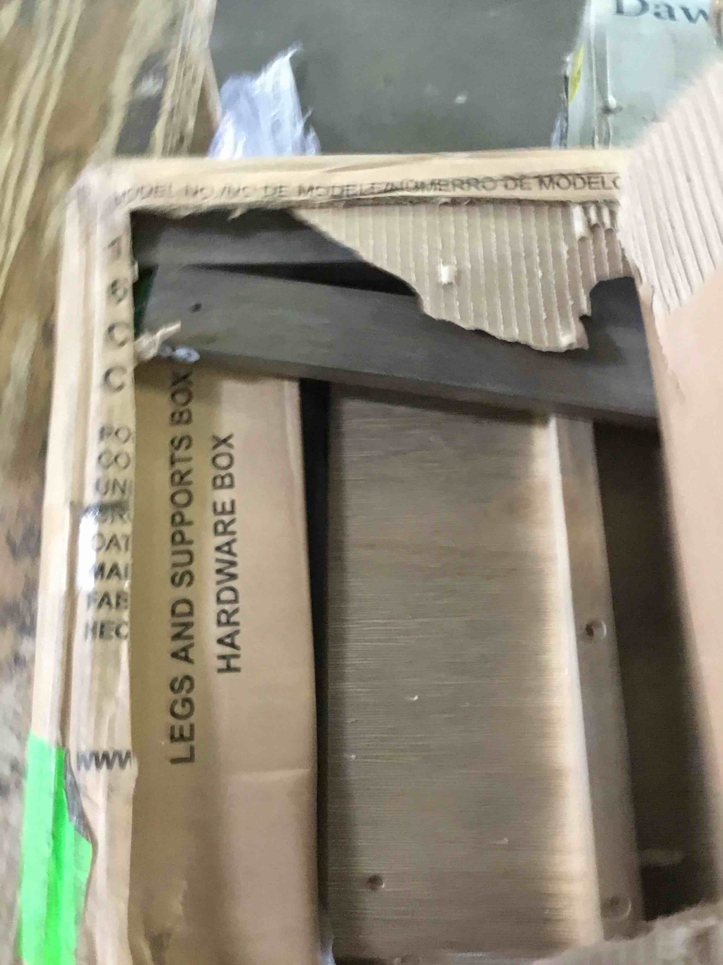 https://s3.amazonaws.com/lotting-images-prod/bidfta/BLU5239515_1693415577328.jpeg